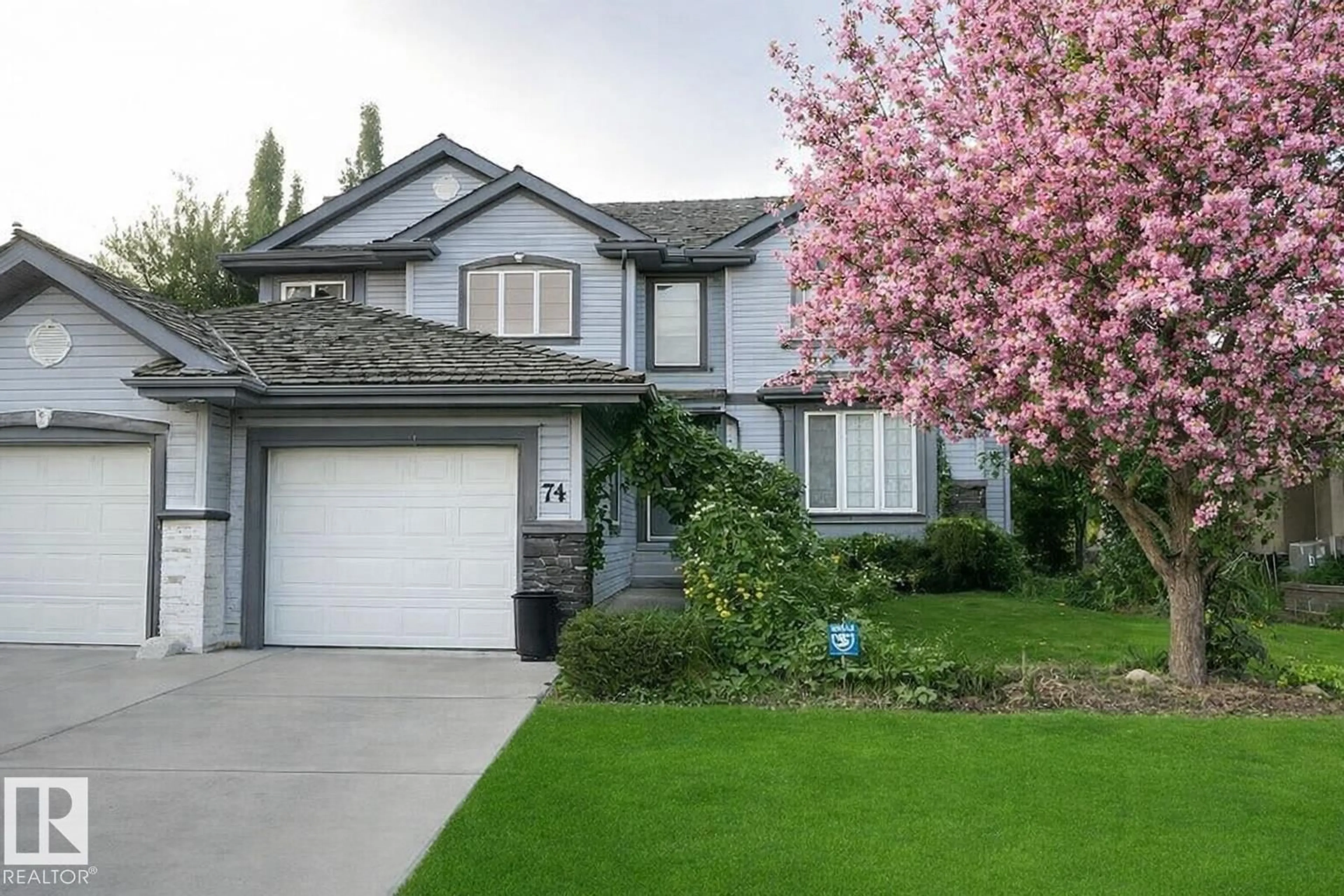 Home with vinyl exterior material, street for HB - 74 NOTTINGHAM, Sherwood Park Alberta T8A6E1