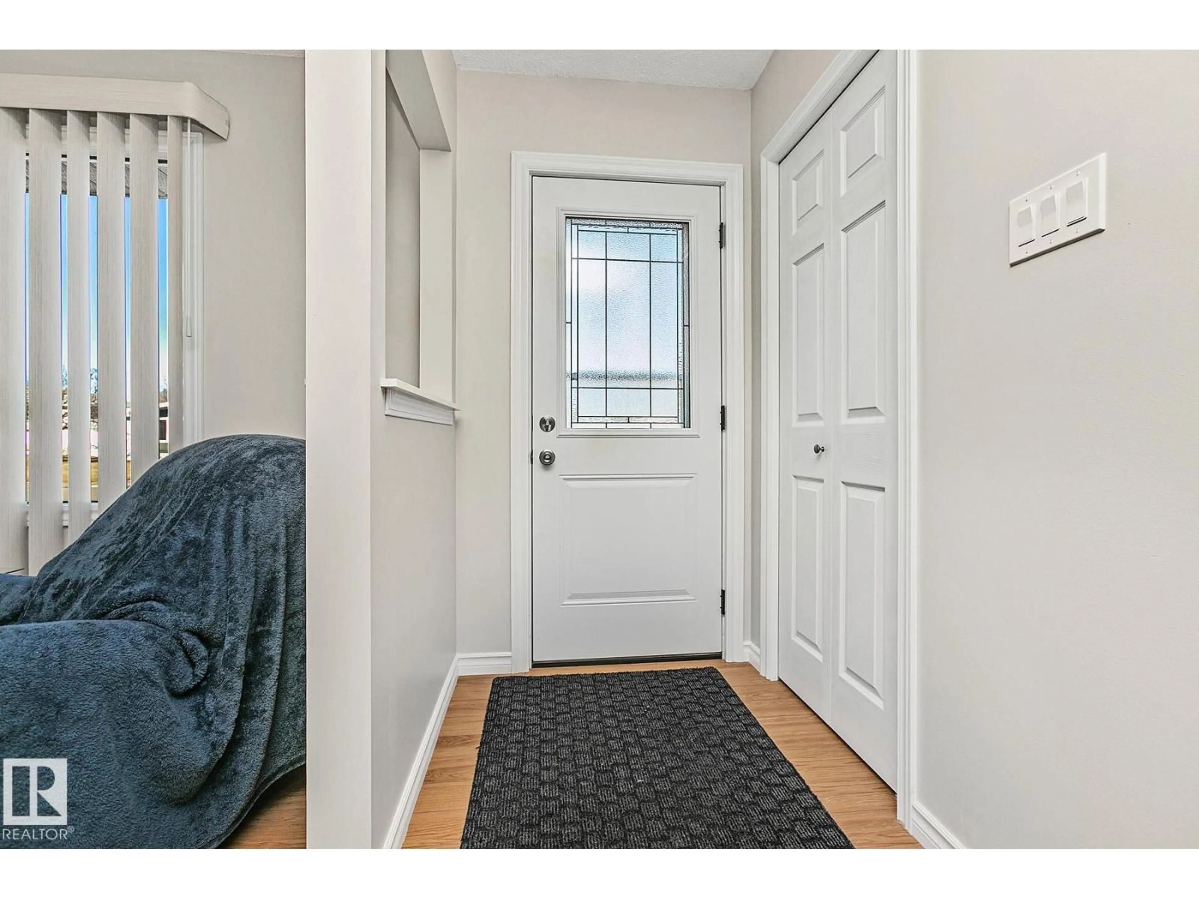 Indoor entryway for 6315 132A AV, Edmonton Alberta T5A0J9