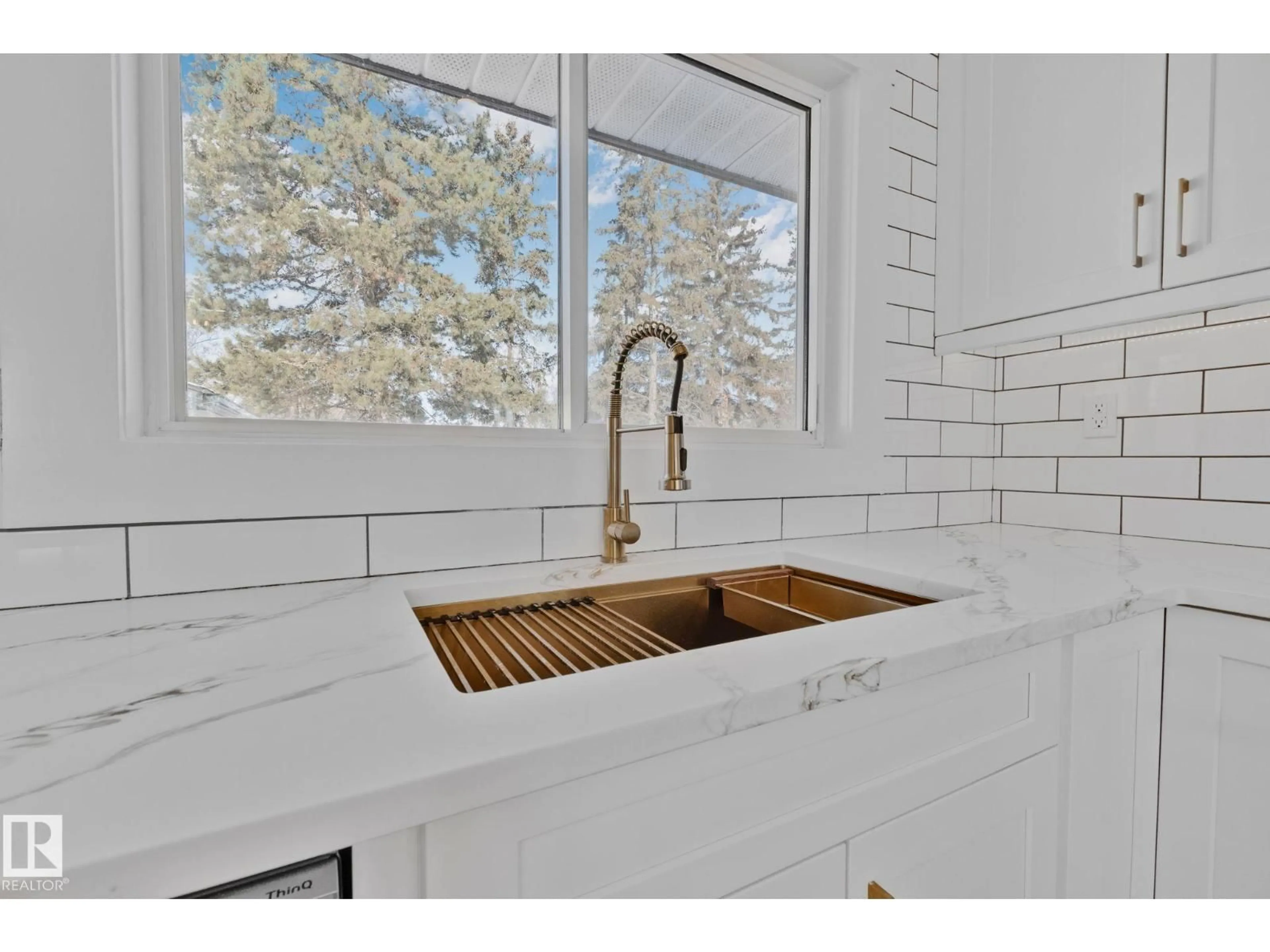 Unknown for 26 ALCOTT CR, St. Albert Alberta T8N2H8