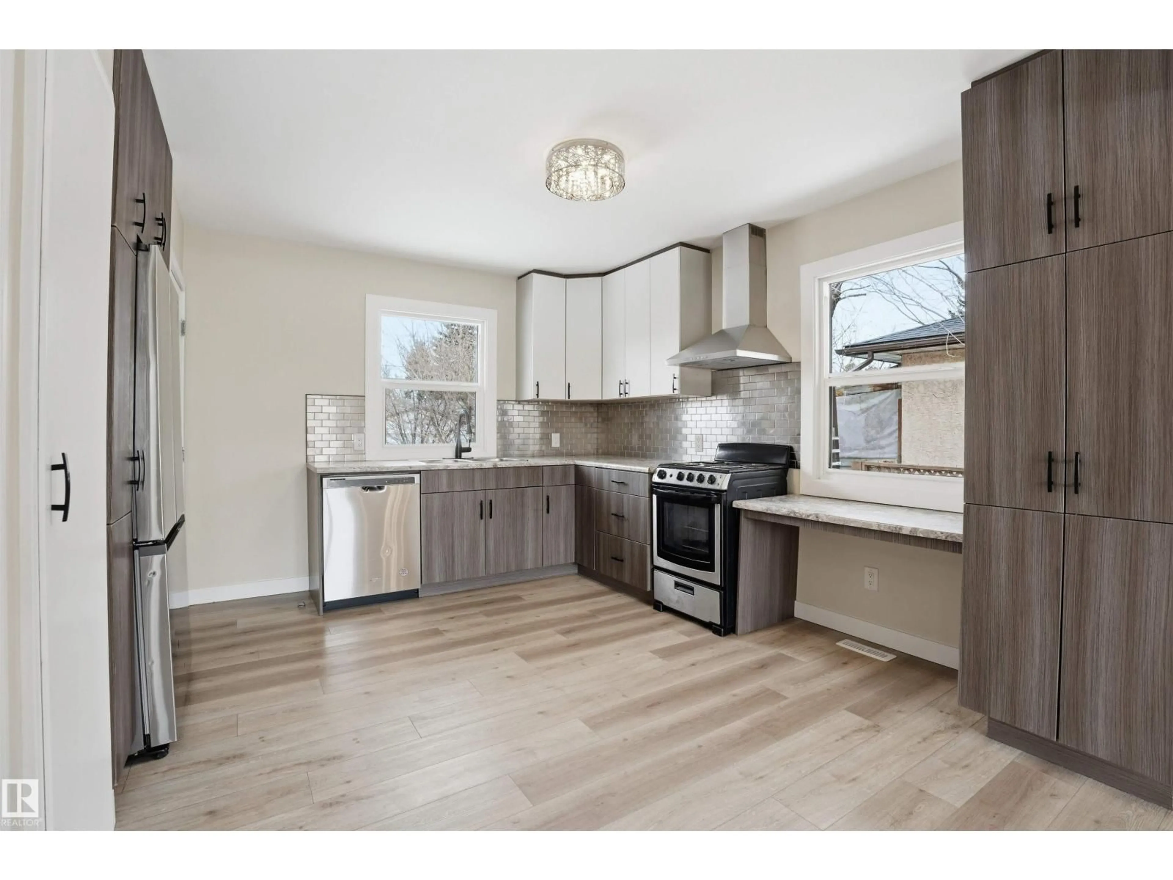 Open concept kitchen, unknown for 12235 ST ALBERT TR, Edmonton Alberta T5L4G7