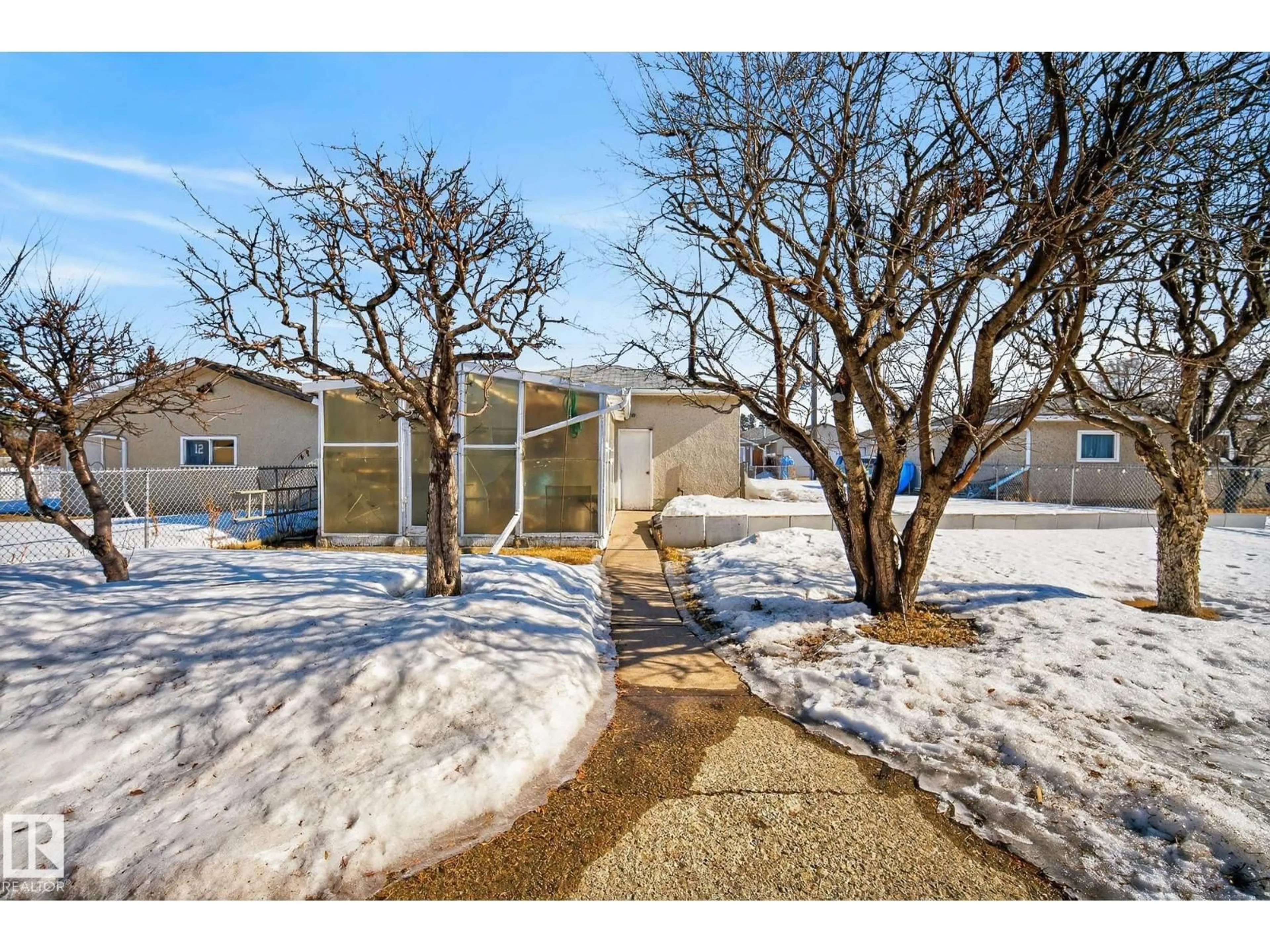 Unknown for 9145 152 ST, Edmonton Alberta T5R1M5