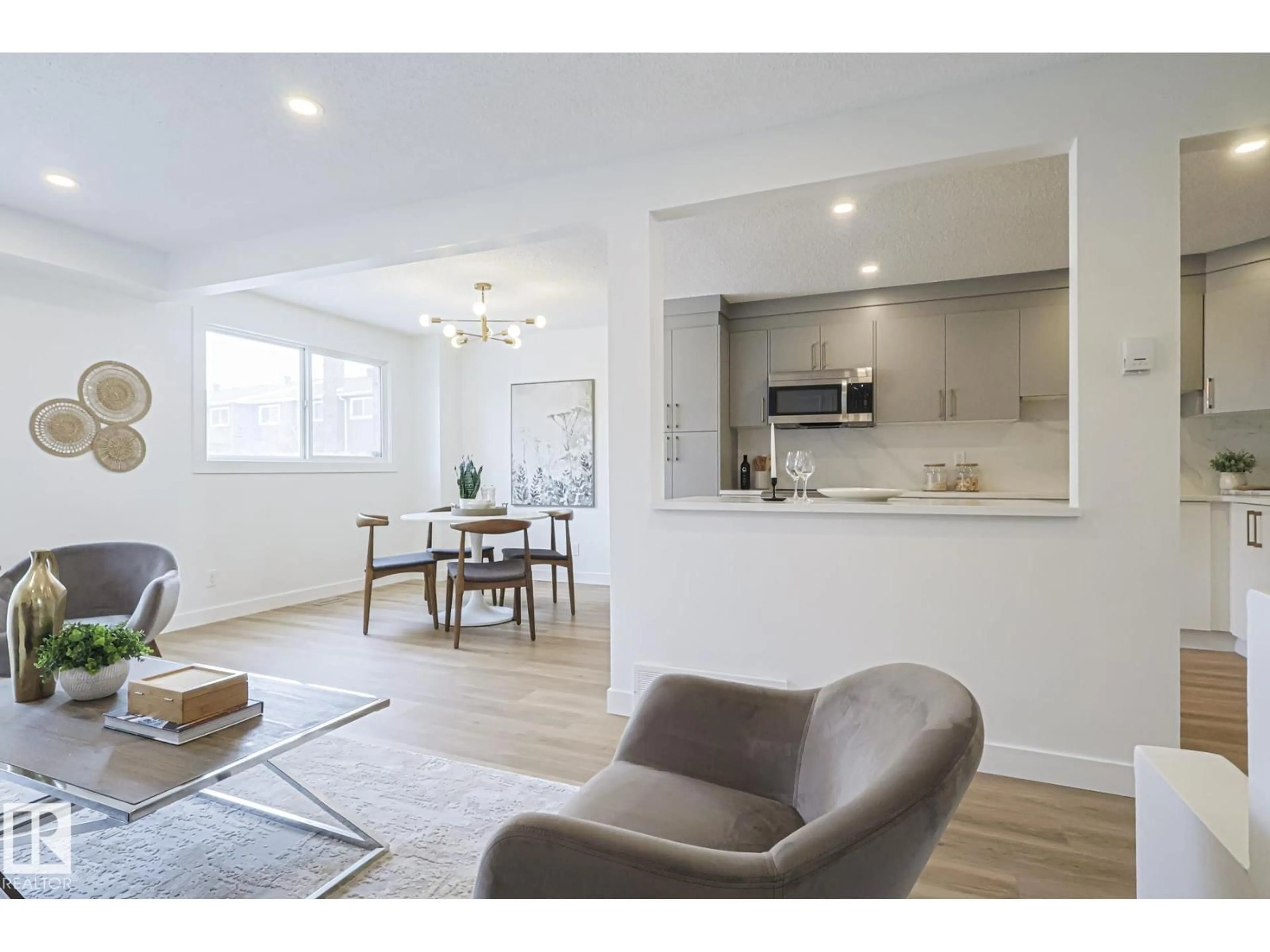 Unknown for 13027 34 ST, Edmonton Alberta T5A3K1