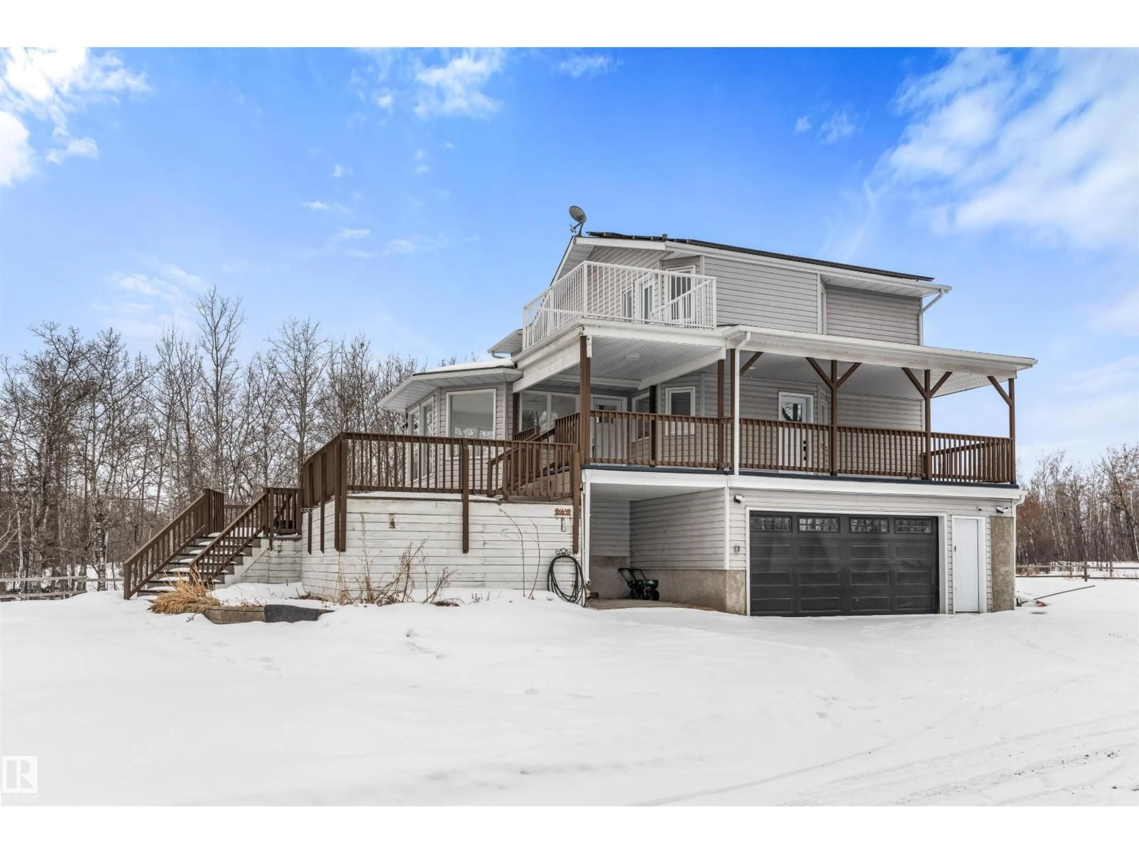 A pic from outside/outdoor area/front of a property/back of a property/a pic from drone, unknown for 50516A RR13 NW, Rural Parkland County Alberta T7Z1X1