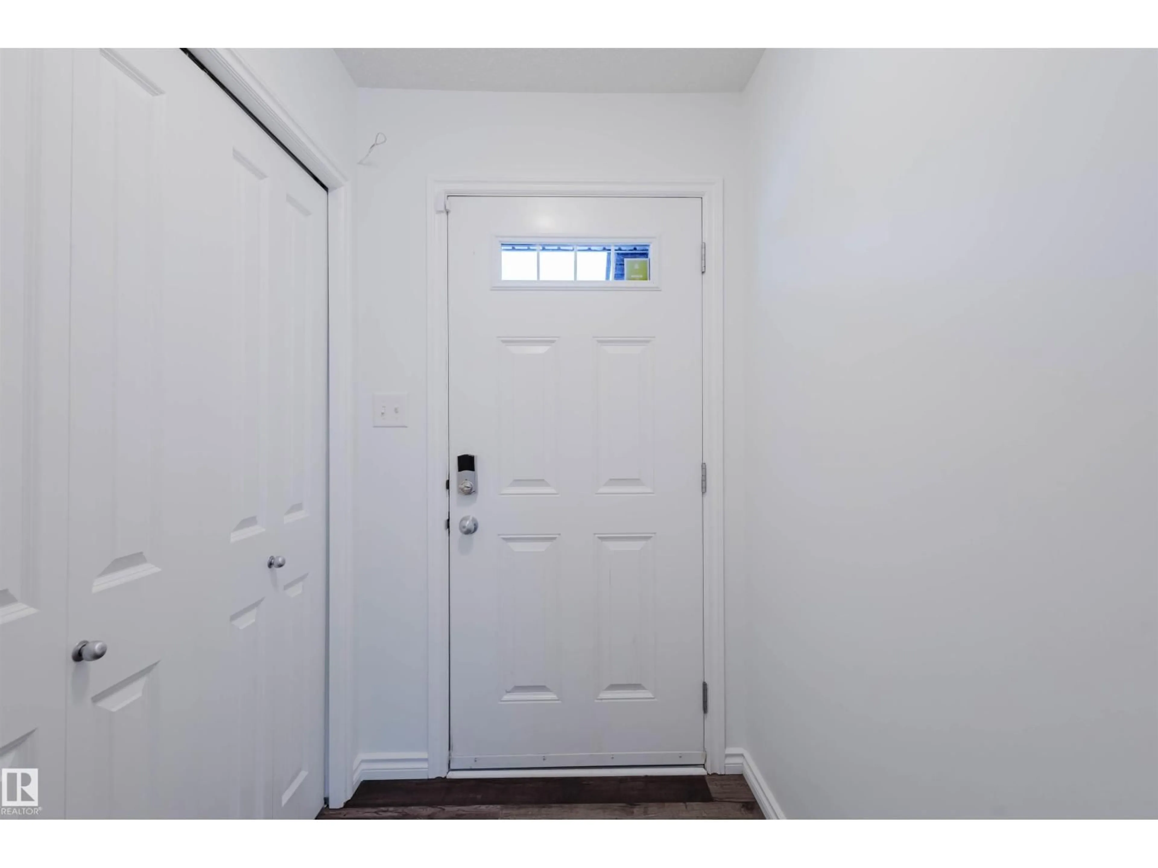 Indoor entryway for #16 - 6835 SPEAKER VISTA, Edmonton Alberta T6R0S6