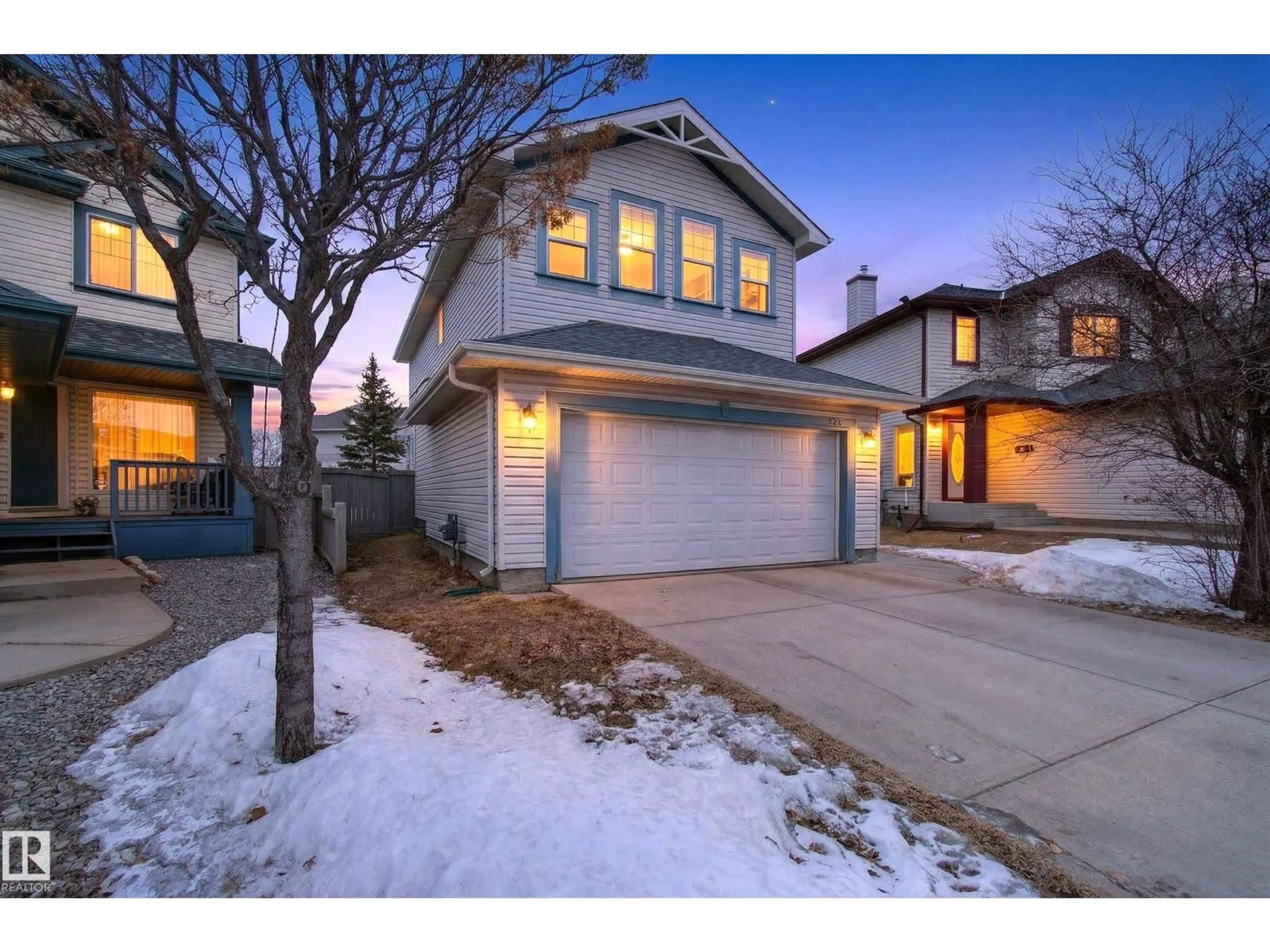 Unknown for 8922 5 AV SW, Edmonton Alberta T6X1C9