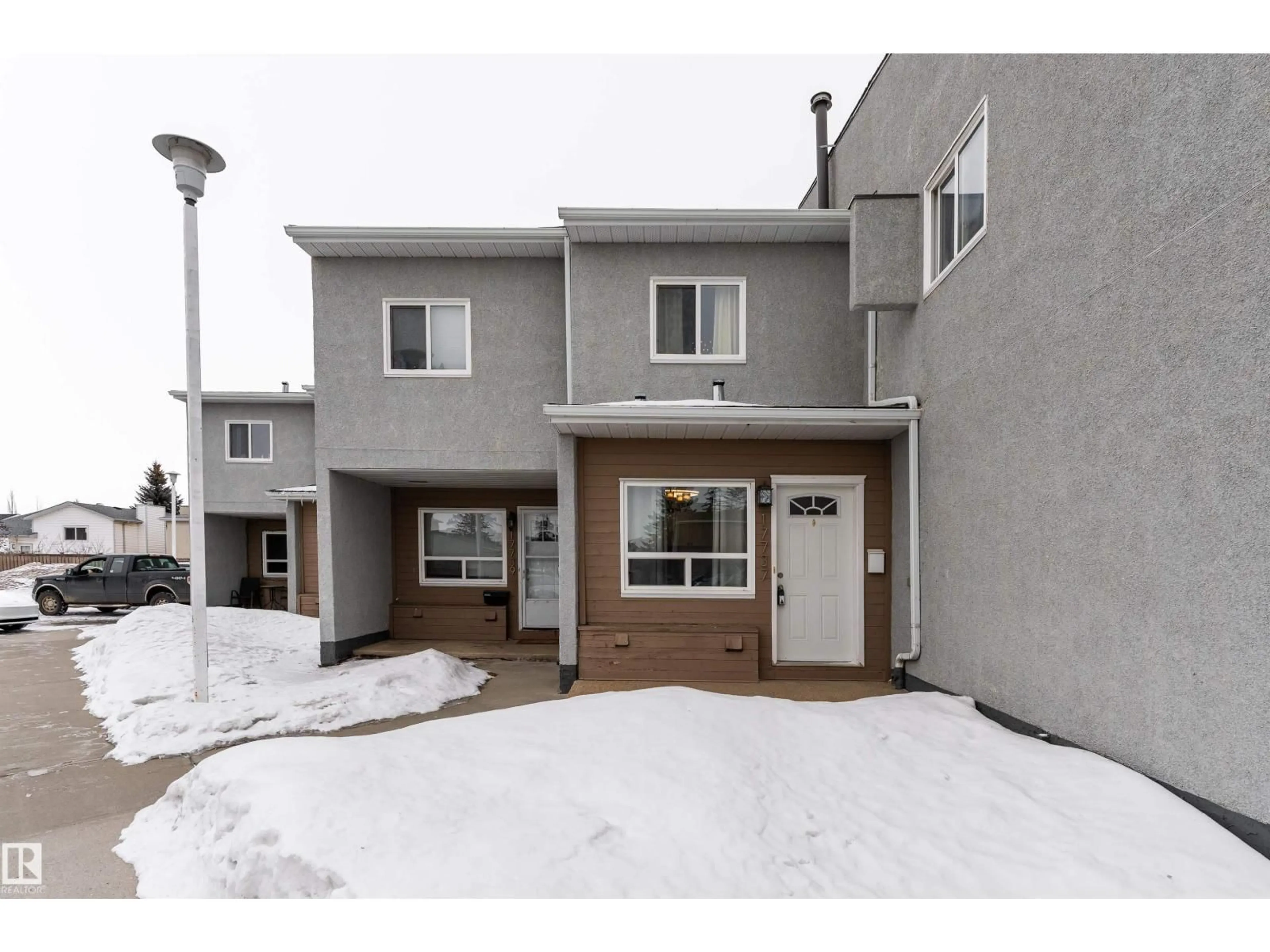 Unknown for NW - 17737 95 ST, Edmonton Alberta T5Z2E2