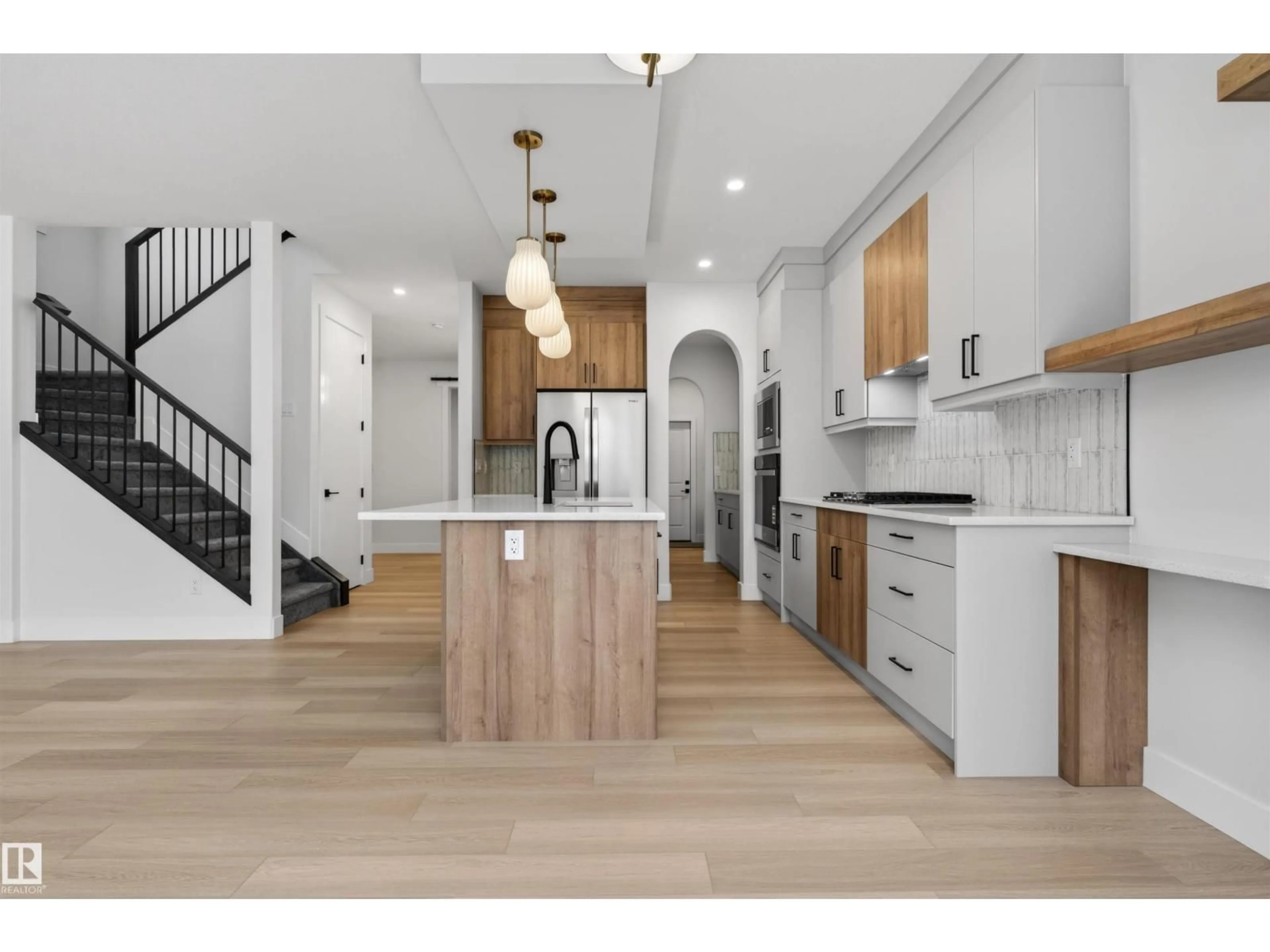 Open concept kitchen, wood/laminate floor for 11 REDBUD WY, St. Albert Alberta T8N8E7