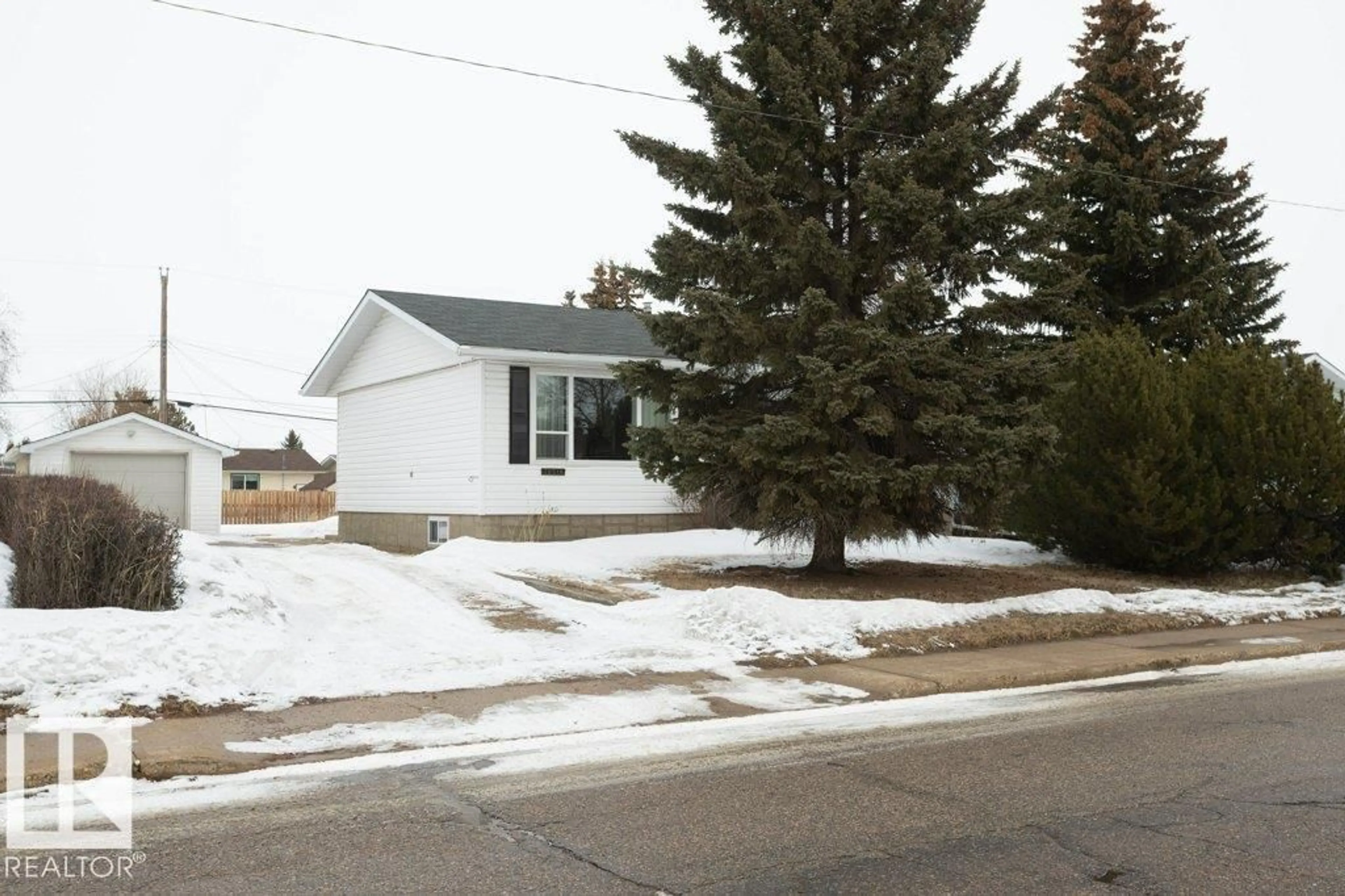 Unknown for 10516 104 ST, Westlock Alberta T7P1M1