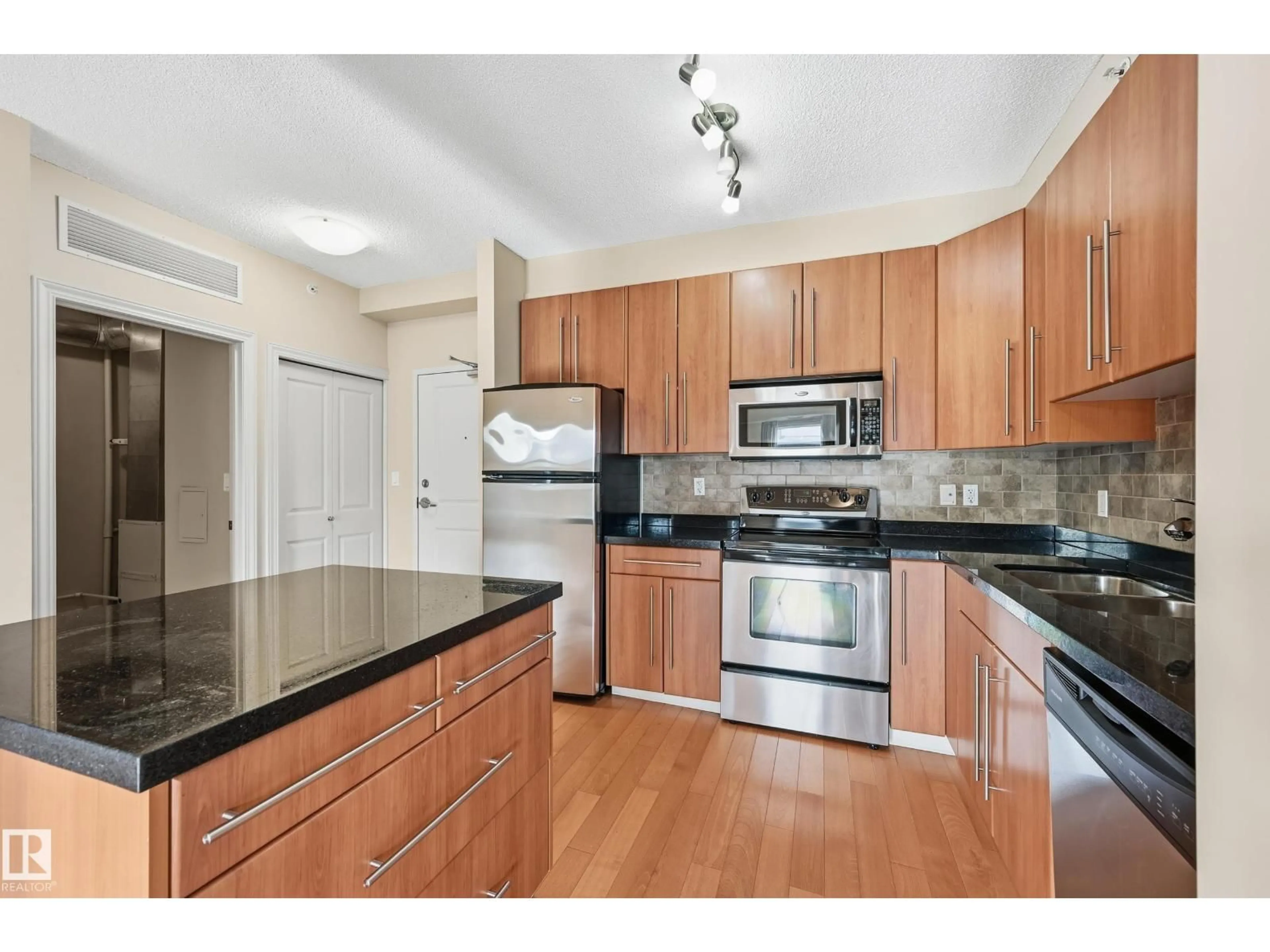 Unknown for #304 - 9819 104 ST, Edmonton Alberta T5K0Y8