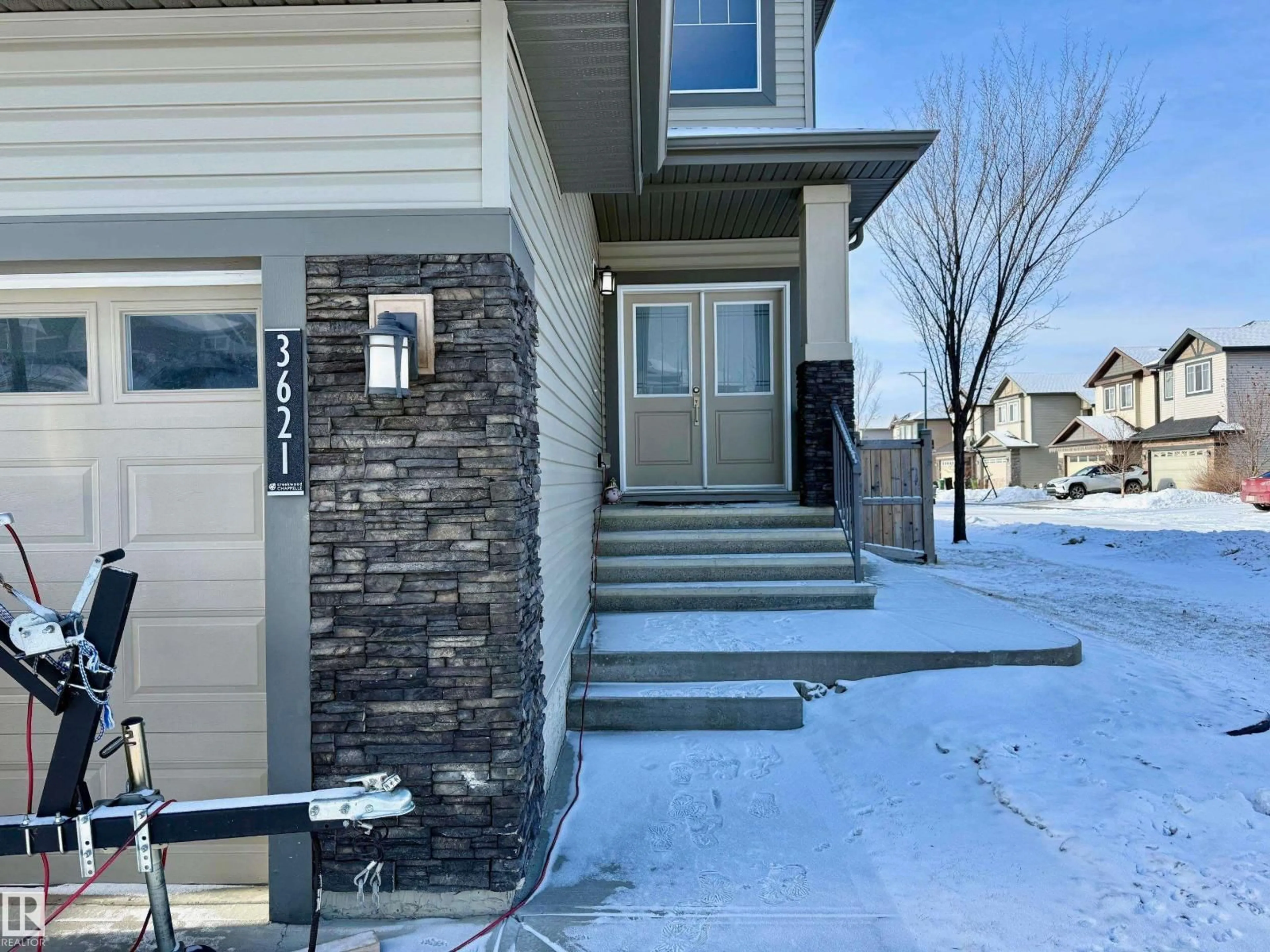 Unknown for 3621 CLAXTON PL, Edmonton Alberta T6W2K8