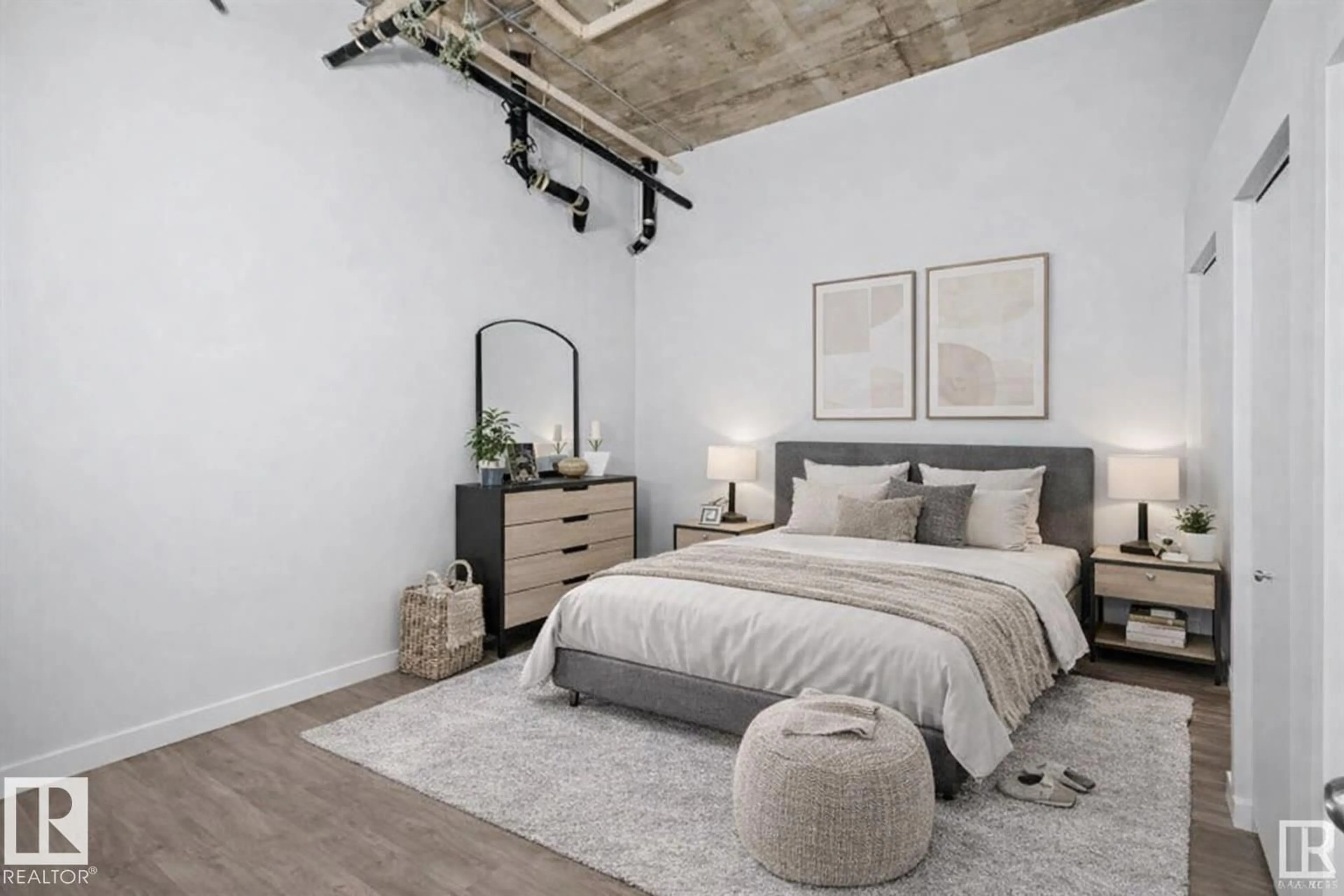 Unknown for 202 - 10024 JASPER AV, Edmonton Alberta T5J1R9