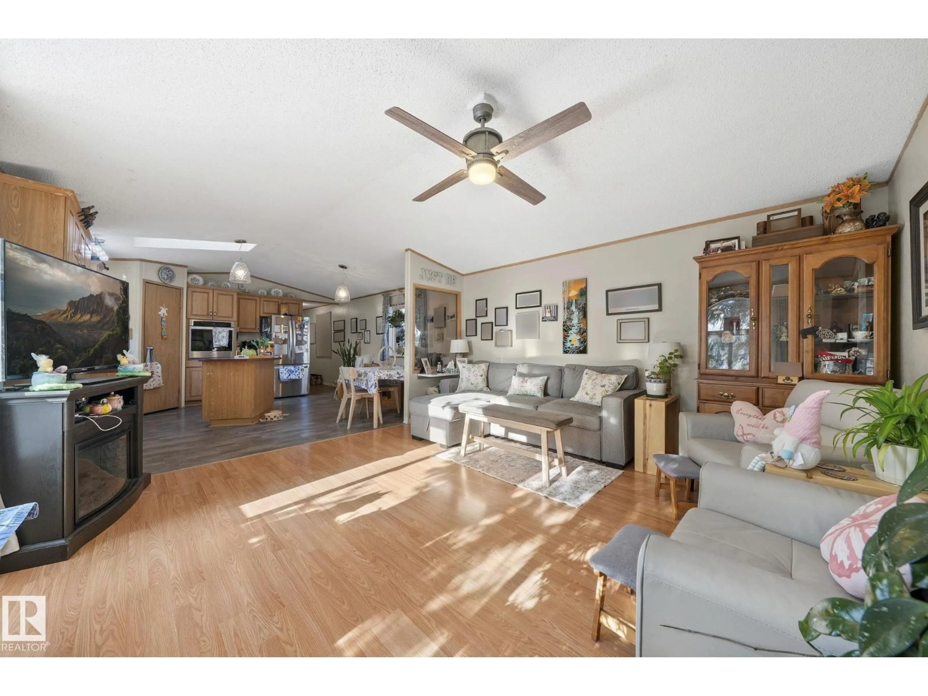 Unknown for 66 EVERGREEN PARK NE, Edmonton Alberta T5Y4M2