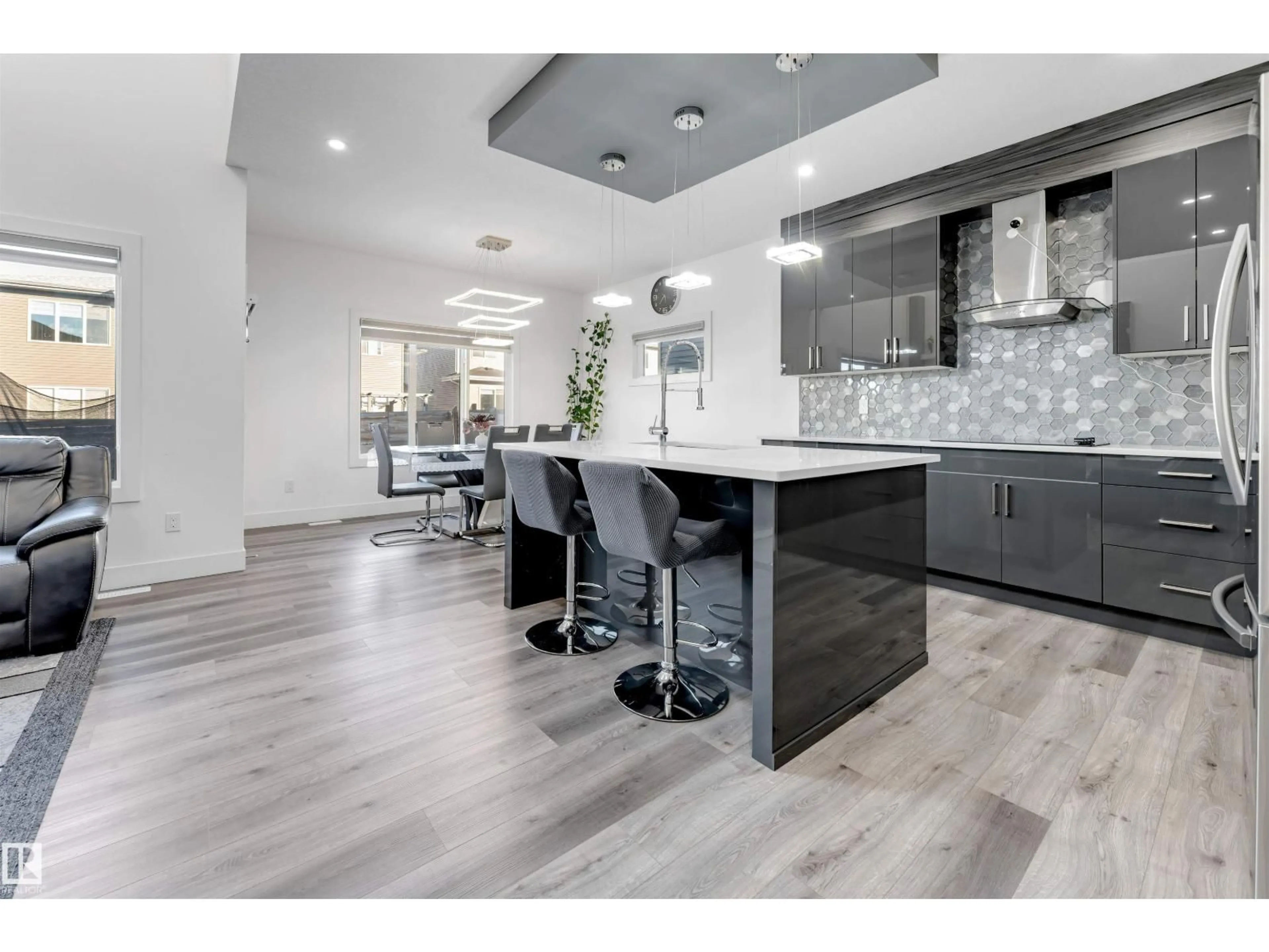 Open concept kitchen, unknown for 415 42 ST, Edmonton Alberta T6X2L7