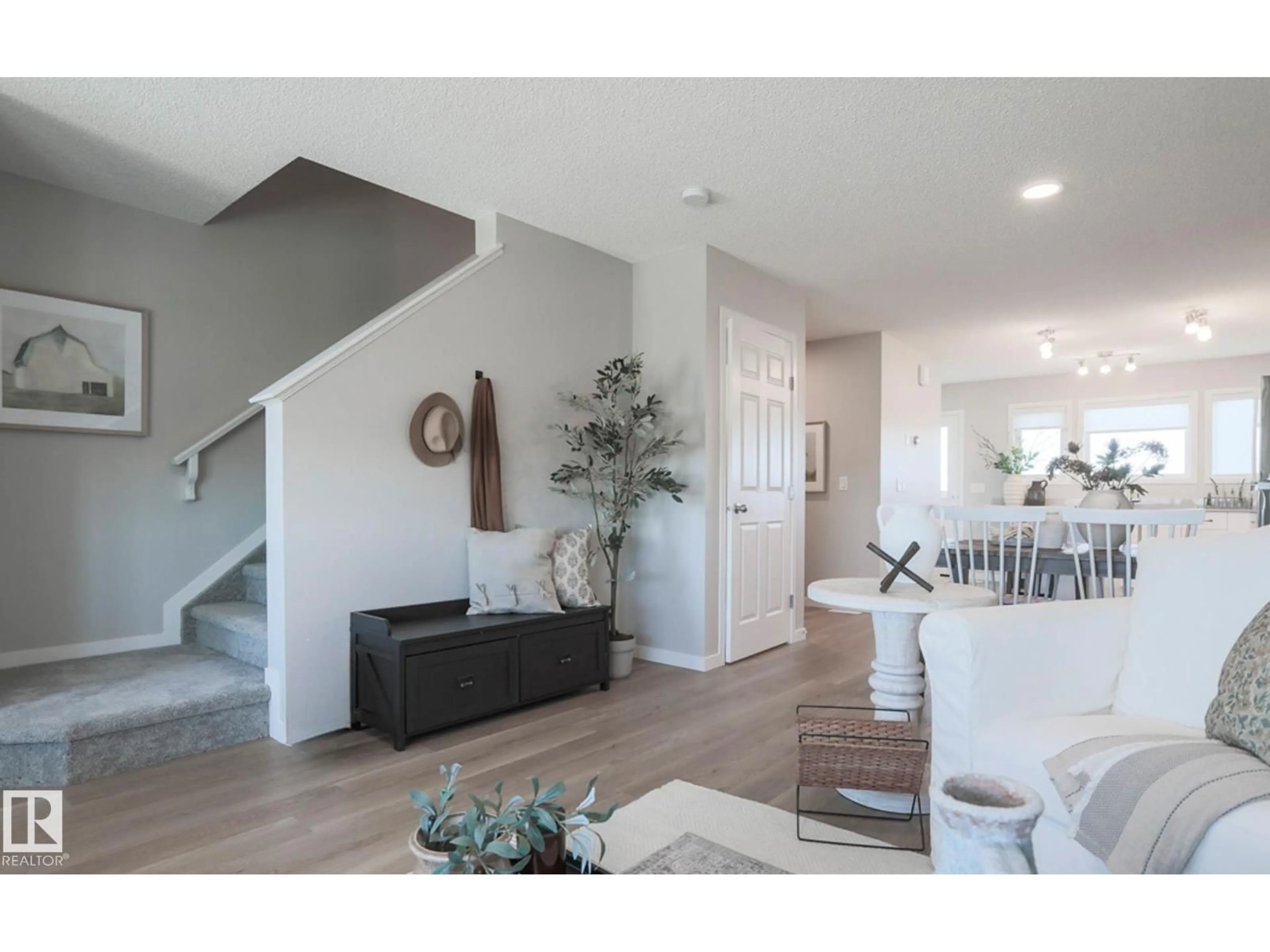 Indoor entryway for 143 SERENO LN, Fort Saskatchewan Alberta T8L0Z9