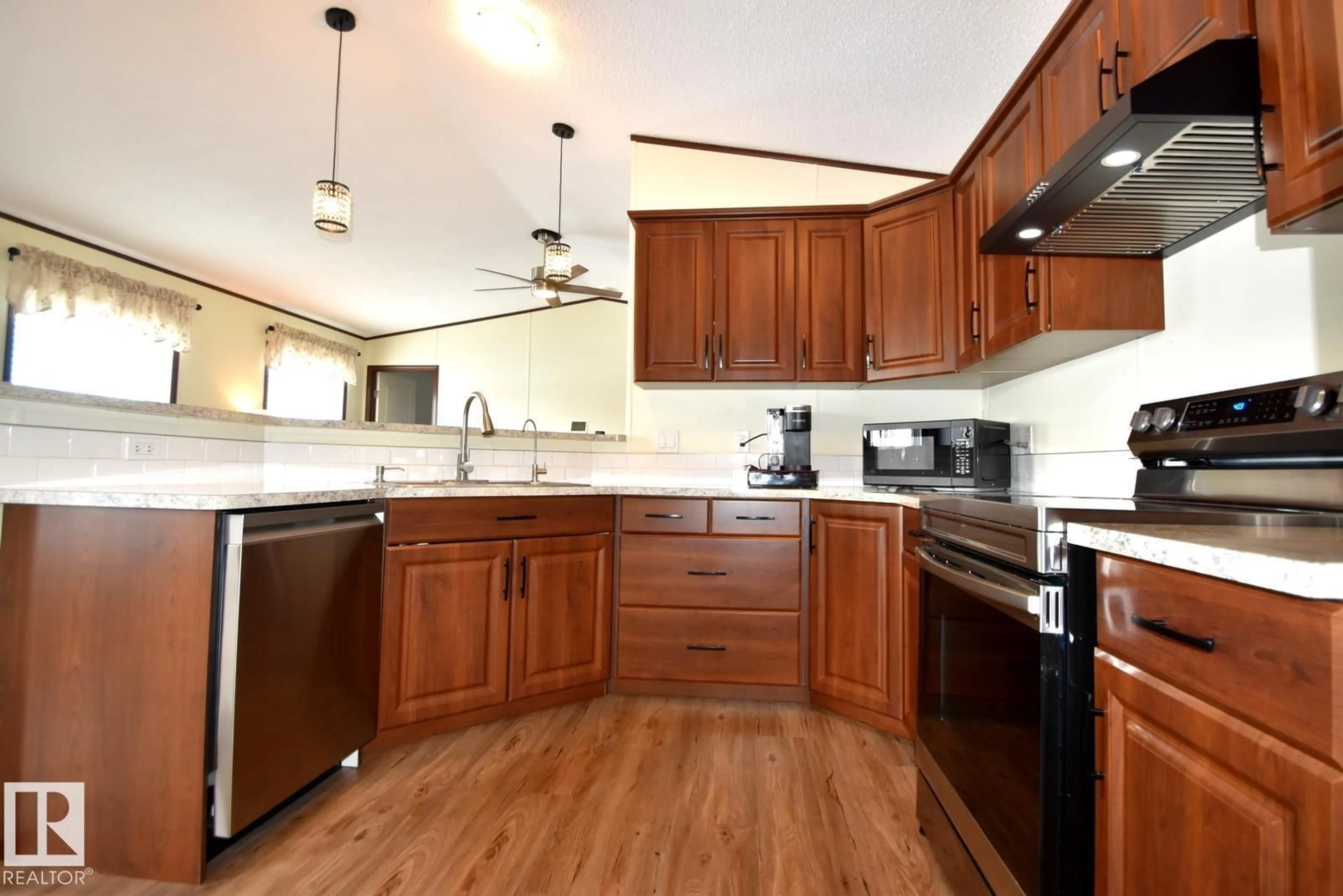 Unknown for 529 - 13221 TWP RD 680, Rural Lac La Biche County Alberta T0A2C1