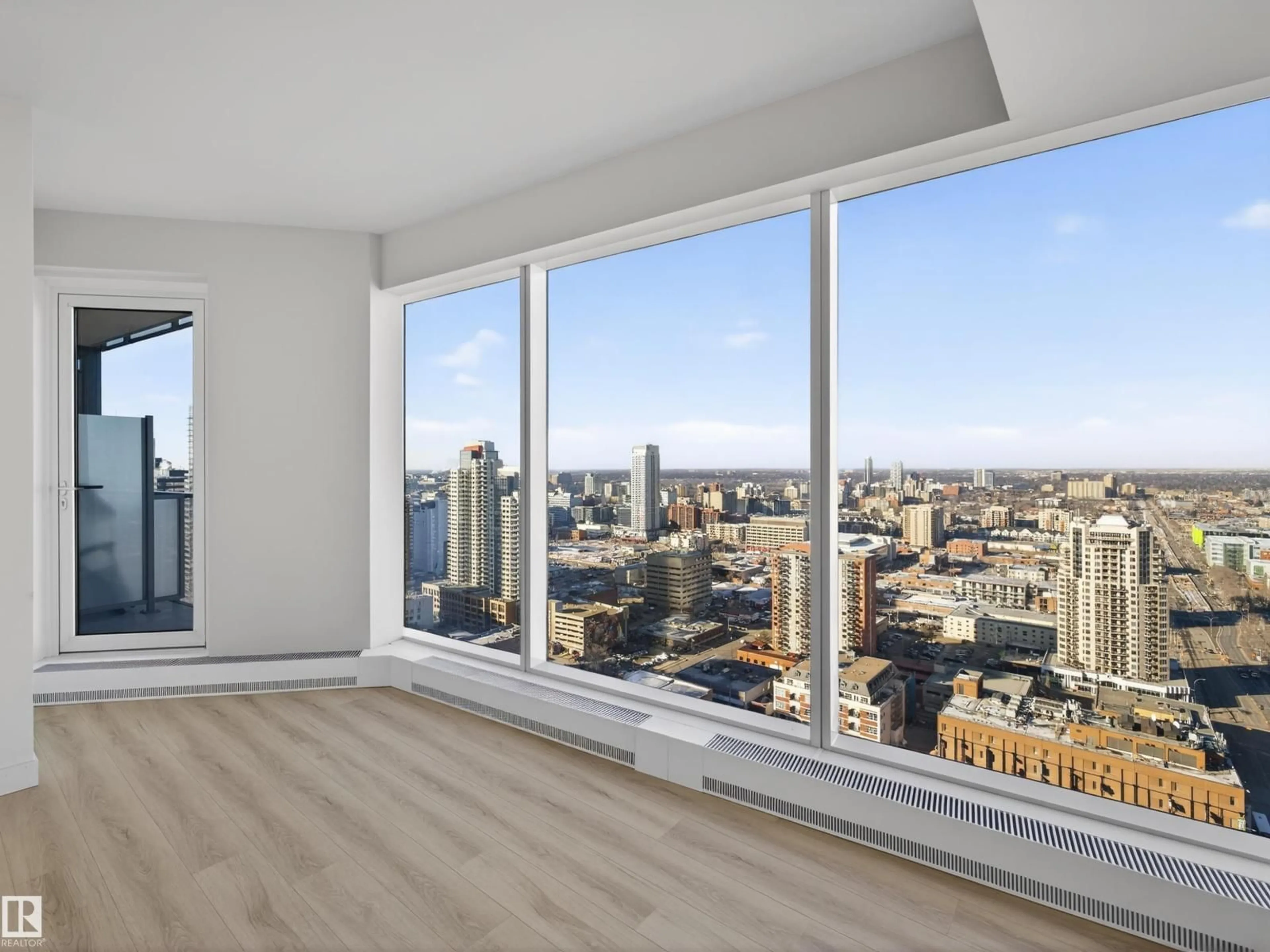 A pic of a room for 10360 - 2612 102 ST NW, Edmonton Alberta T5J0K6