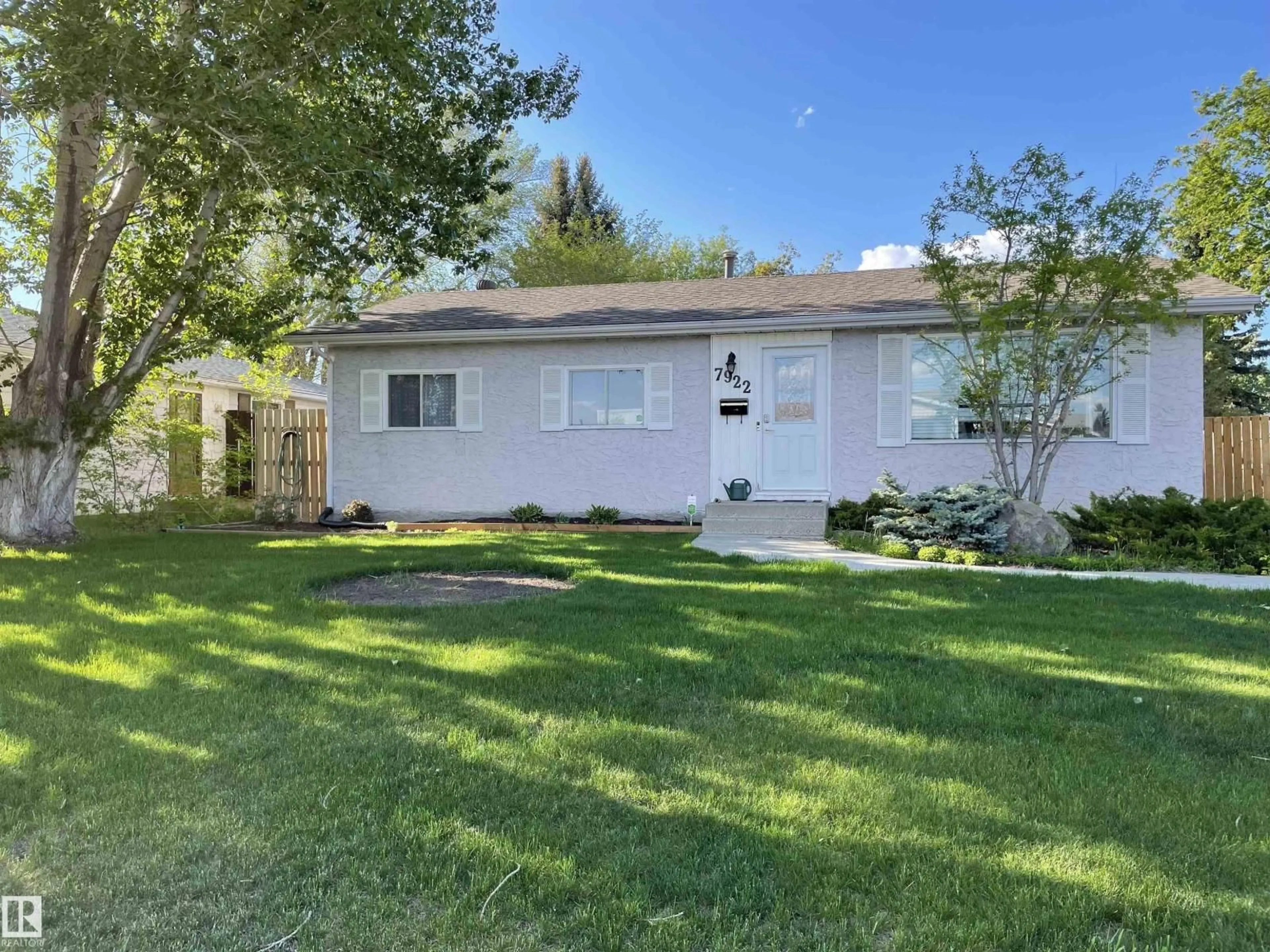 Unknown for 7922 97 AV, Fort Saskatchewan Alberta T8L3G6