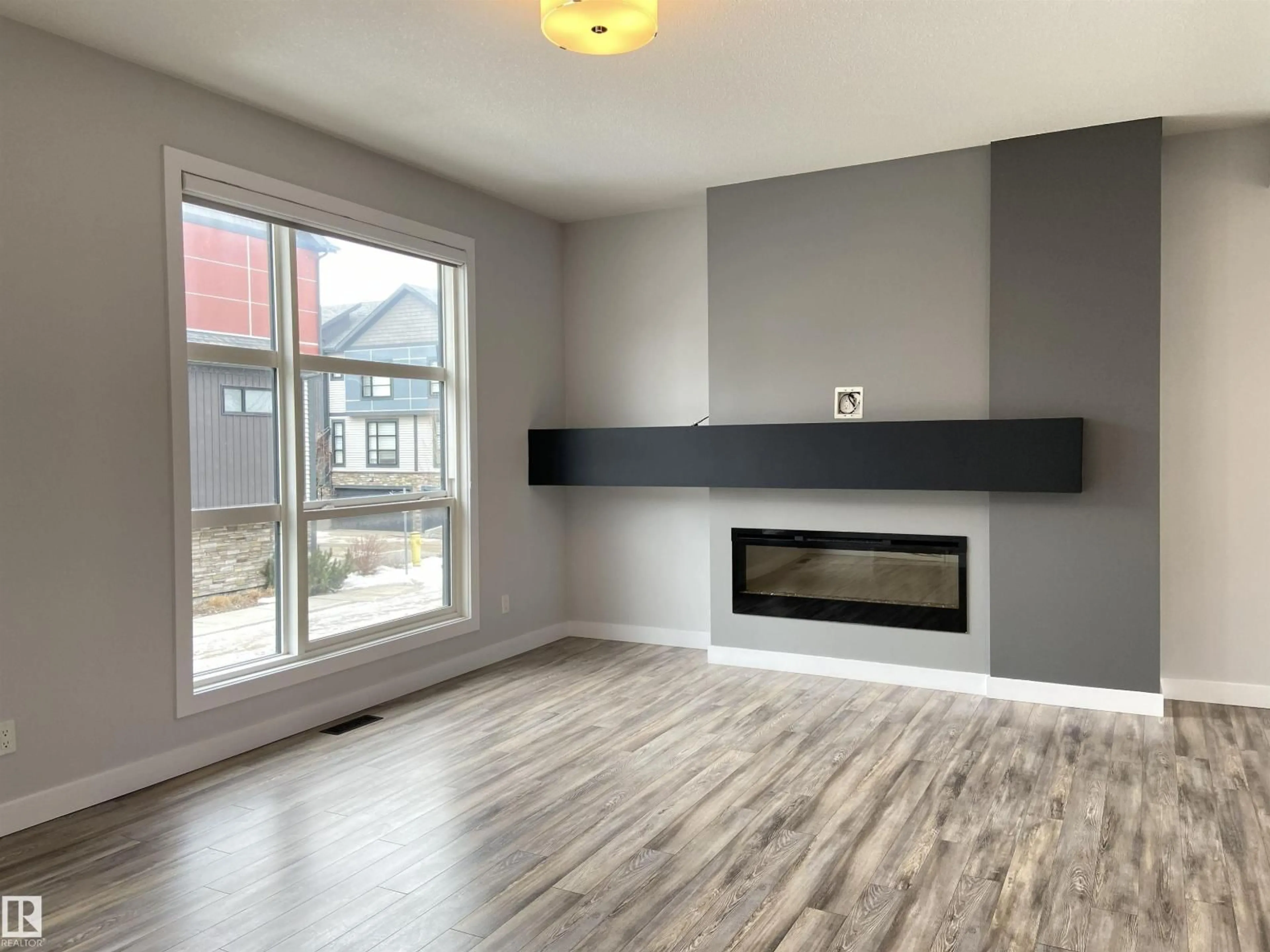 A pic of a room for 13 - 14715 125 ST NW, Edmonton Alberta T5X0G8