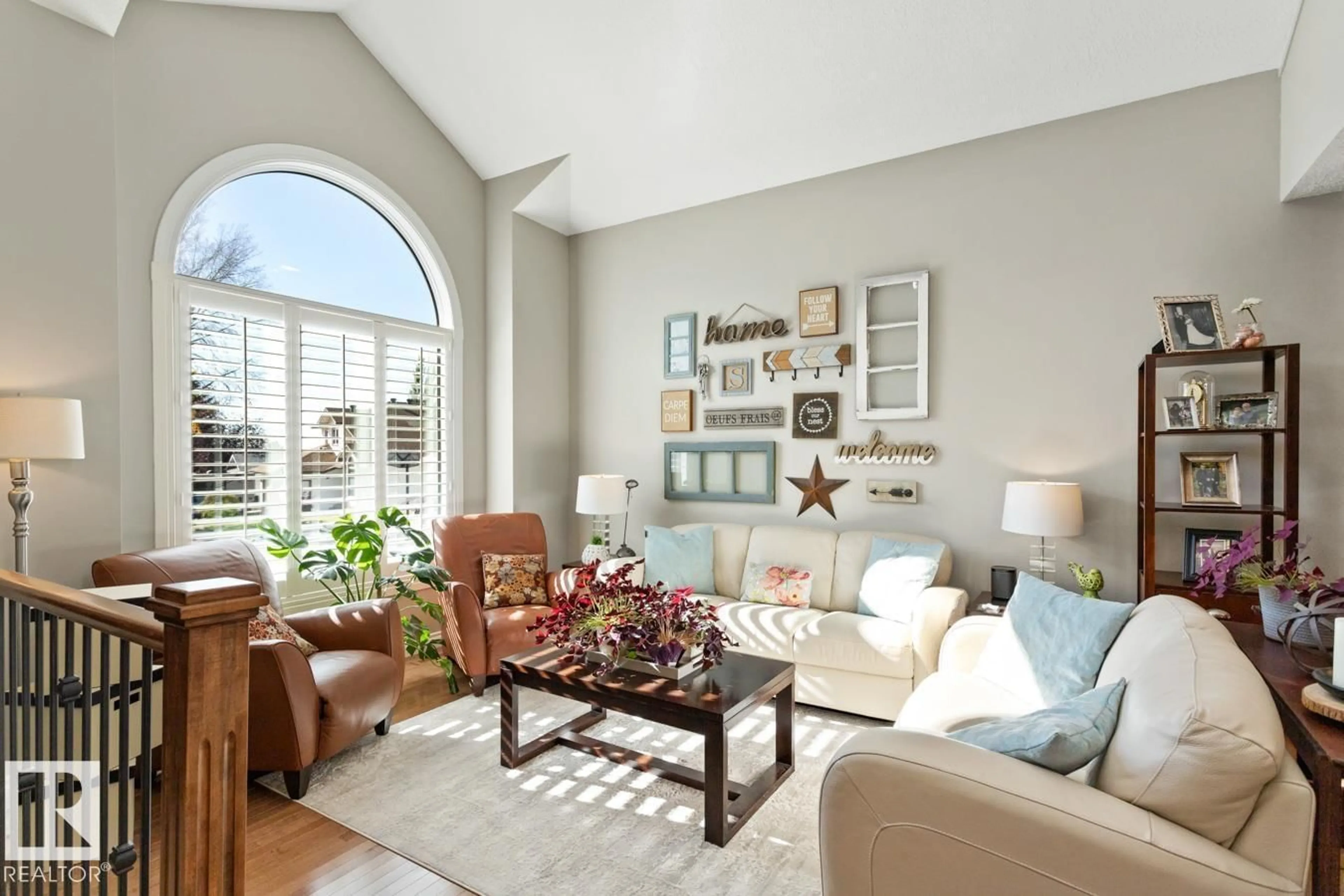 Living room with furniture, unknown for 17 HIGHCLIFF PT, Sherwood Park Alberta T8A5L6