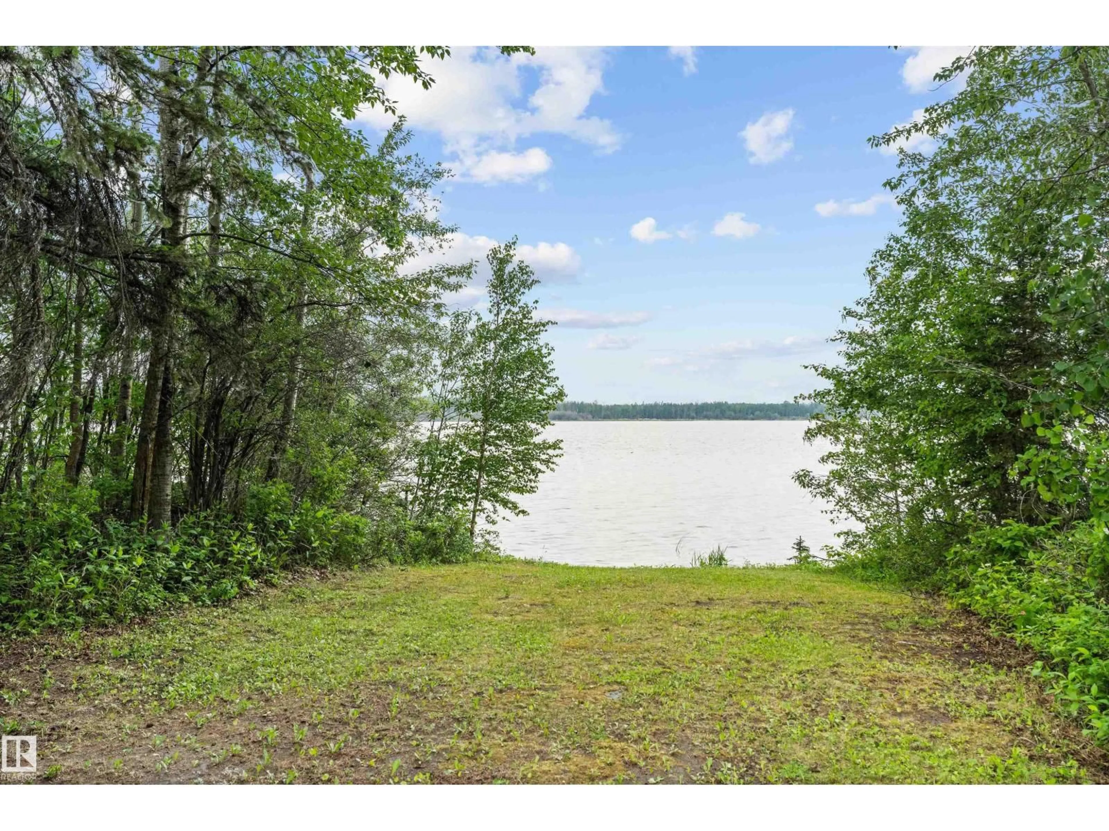 Unknown for 16 TWP ROAD 565 TWP, Rural Lac Ste. Anne County Alberta T0E1V0