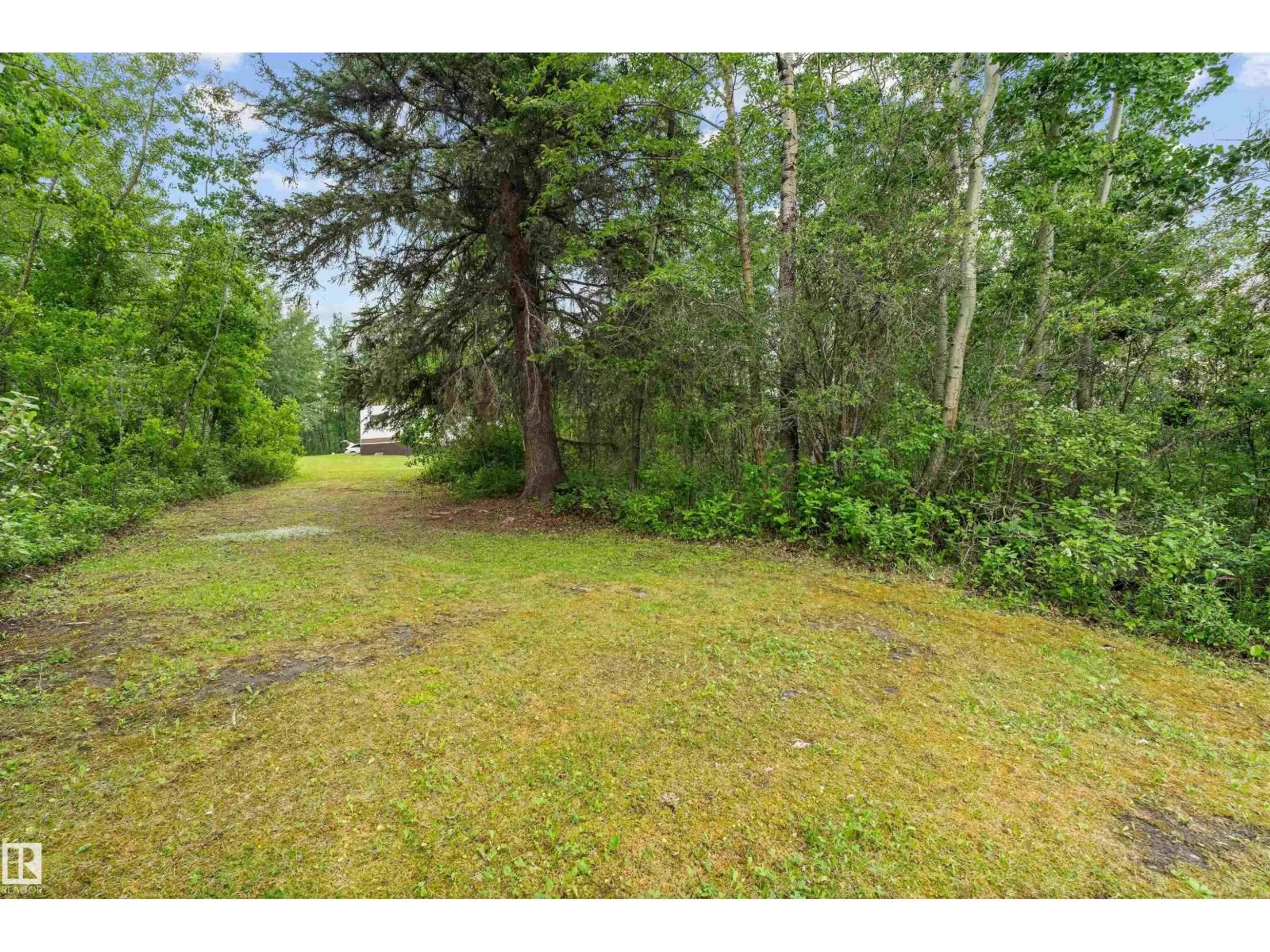A pic from outside/outdoor area/front of a property/back of a property/a pic from drone, forest/trees view for 16 TWP ROAD 565 TWP, Rural Lac Ste. Anne County Alberta T0E1V0