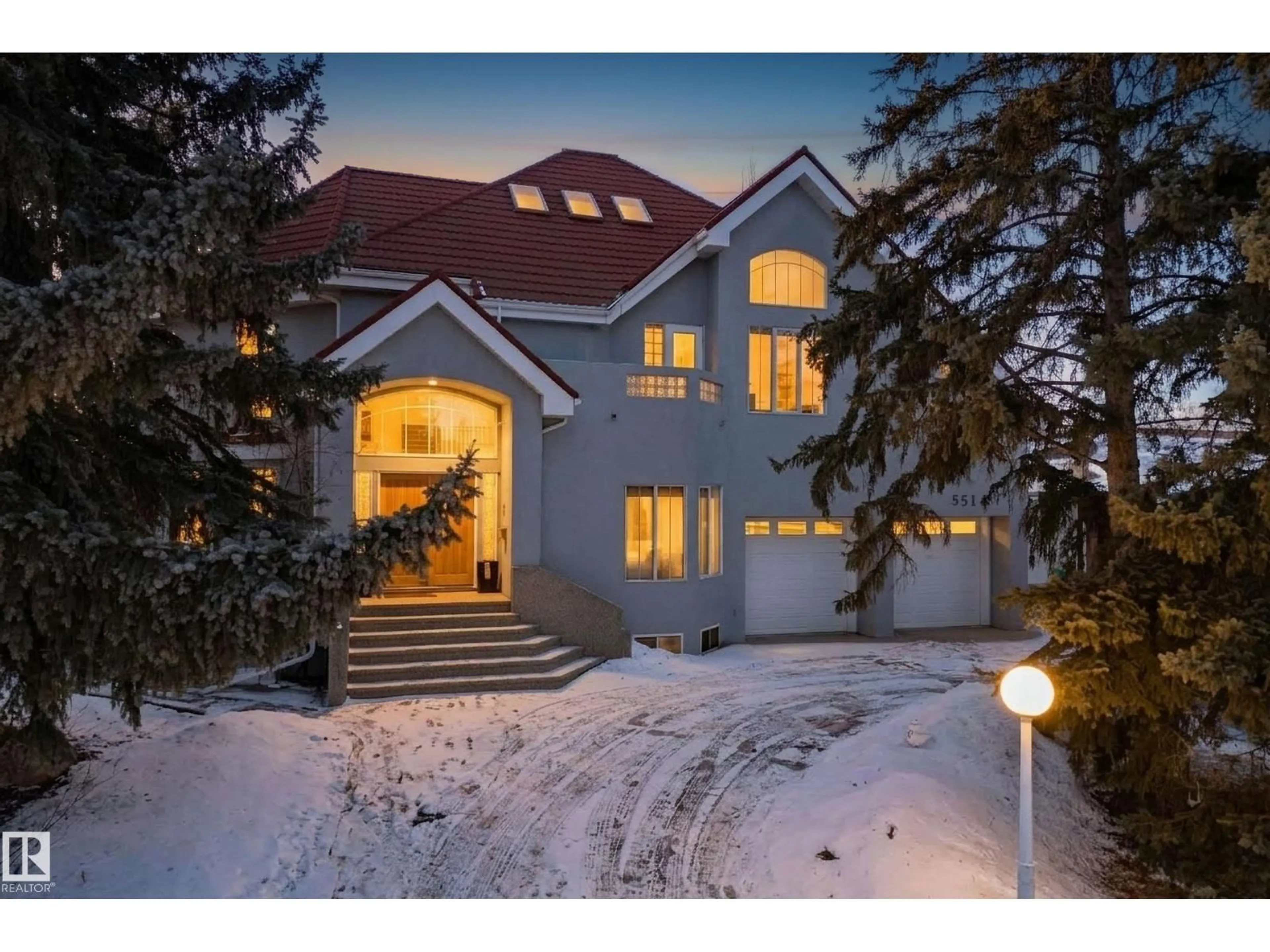 Unknown for 5514 110 ST, Edmonton Alberta T6H3E1