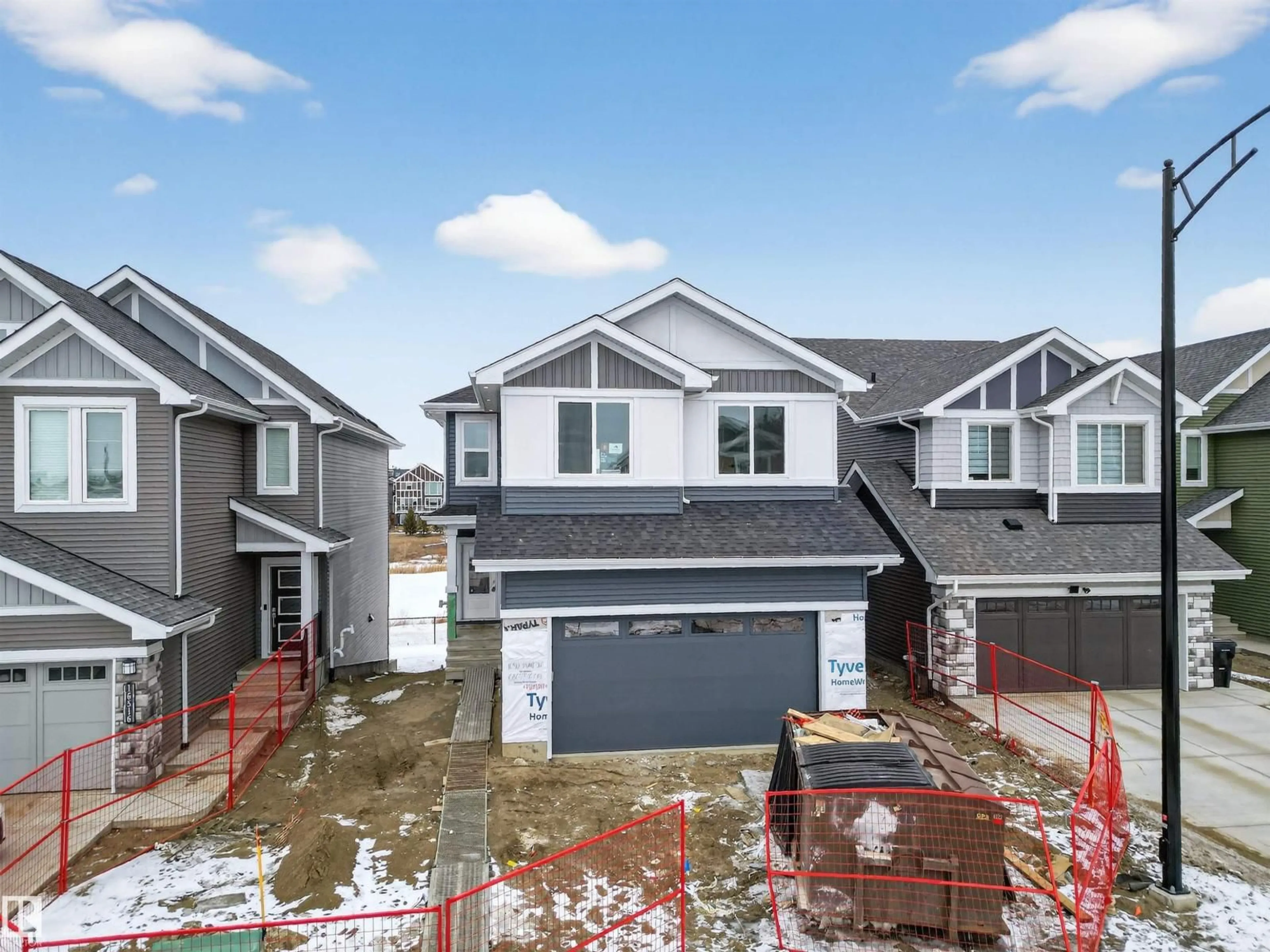 A pic from outside/outdoor area/front of a property/back of a property/a pic from drone, street for SW - 16512 34 AV, Edmonton Alberta T6W5M1