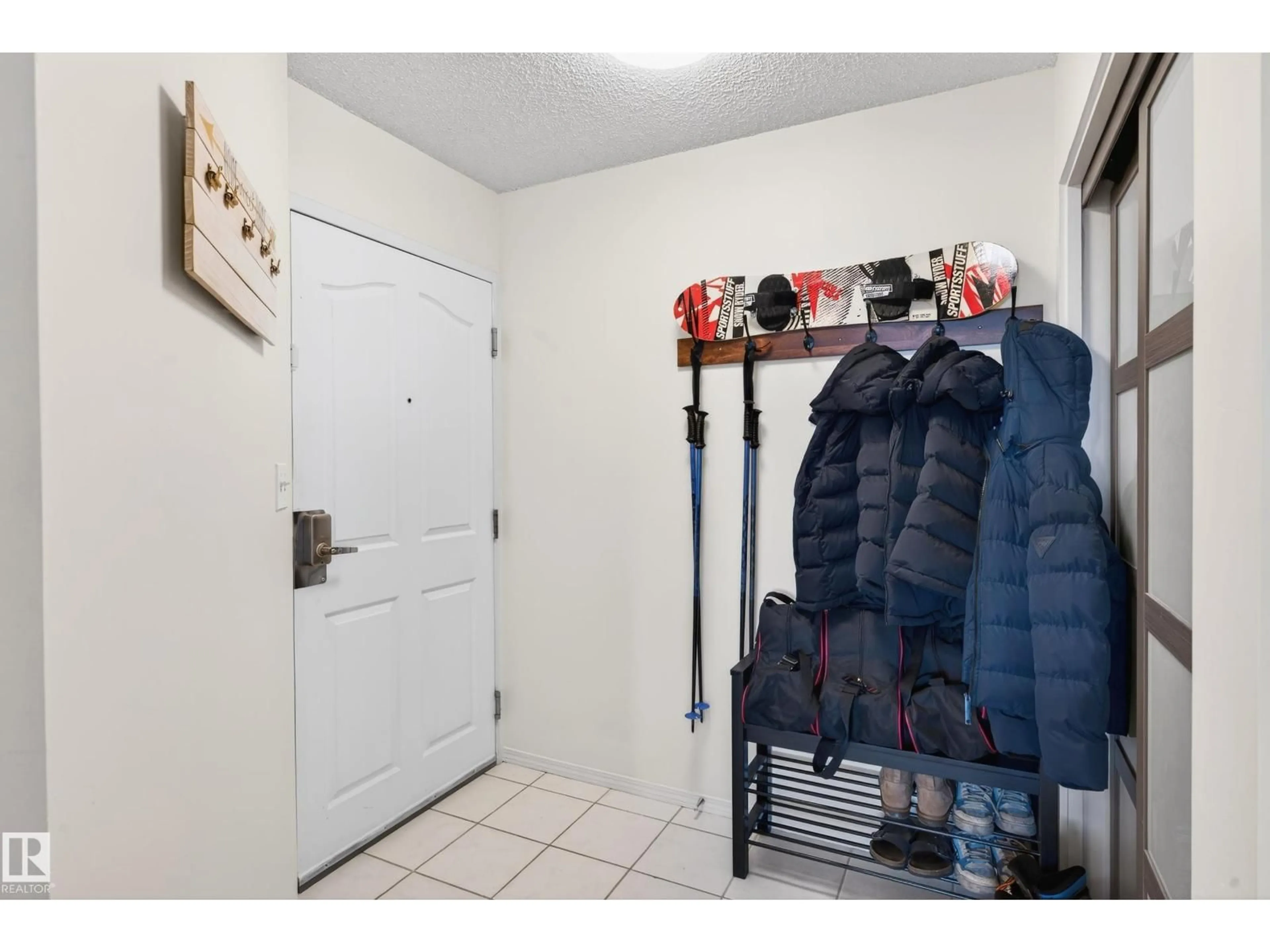 Unknown for 704 - 9707 105 ST, Edmonton Alberta T5K2Y4