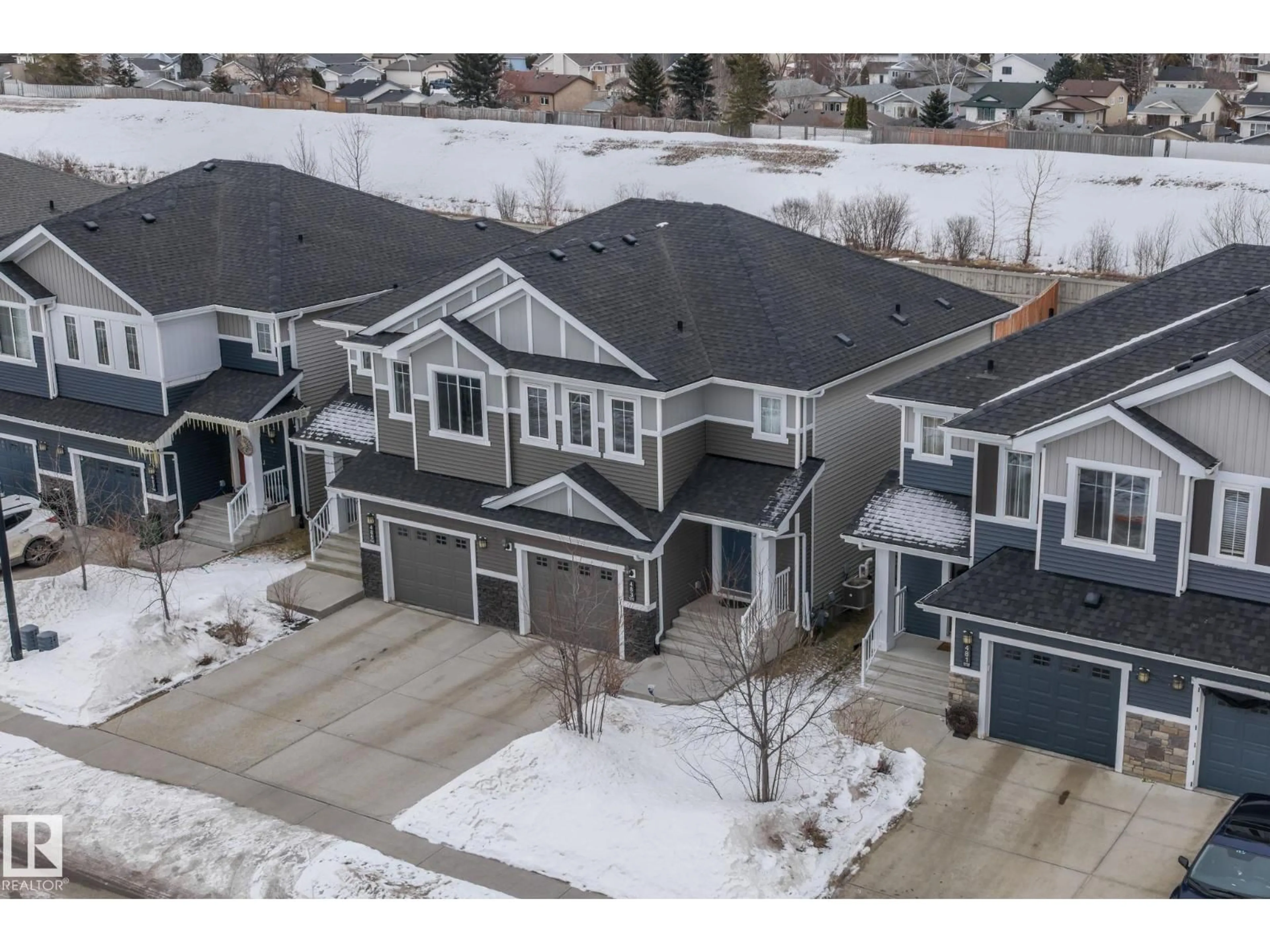 A pic from outside/outdoor area/front of a property/back of a property/a pic from drone, street for 483 EBBERS WAY, Edmonton Alberta T5Y3T7