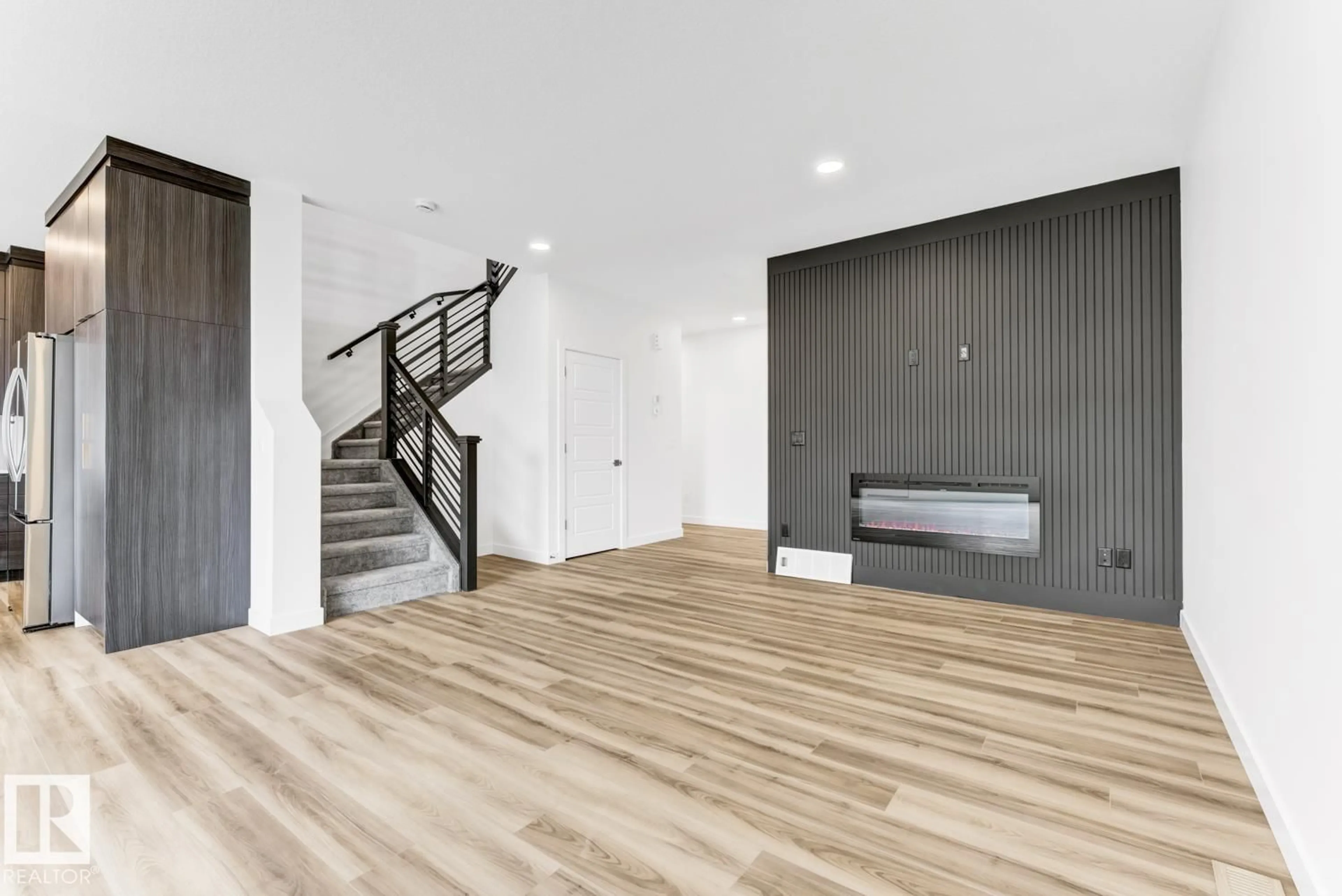 Unknown for 2010 GENESIS LN, Stony Plain Alberta T7Z0K5