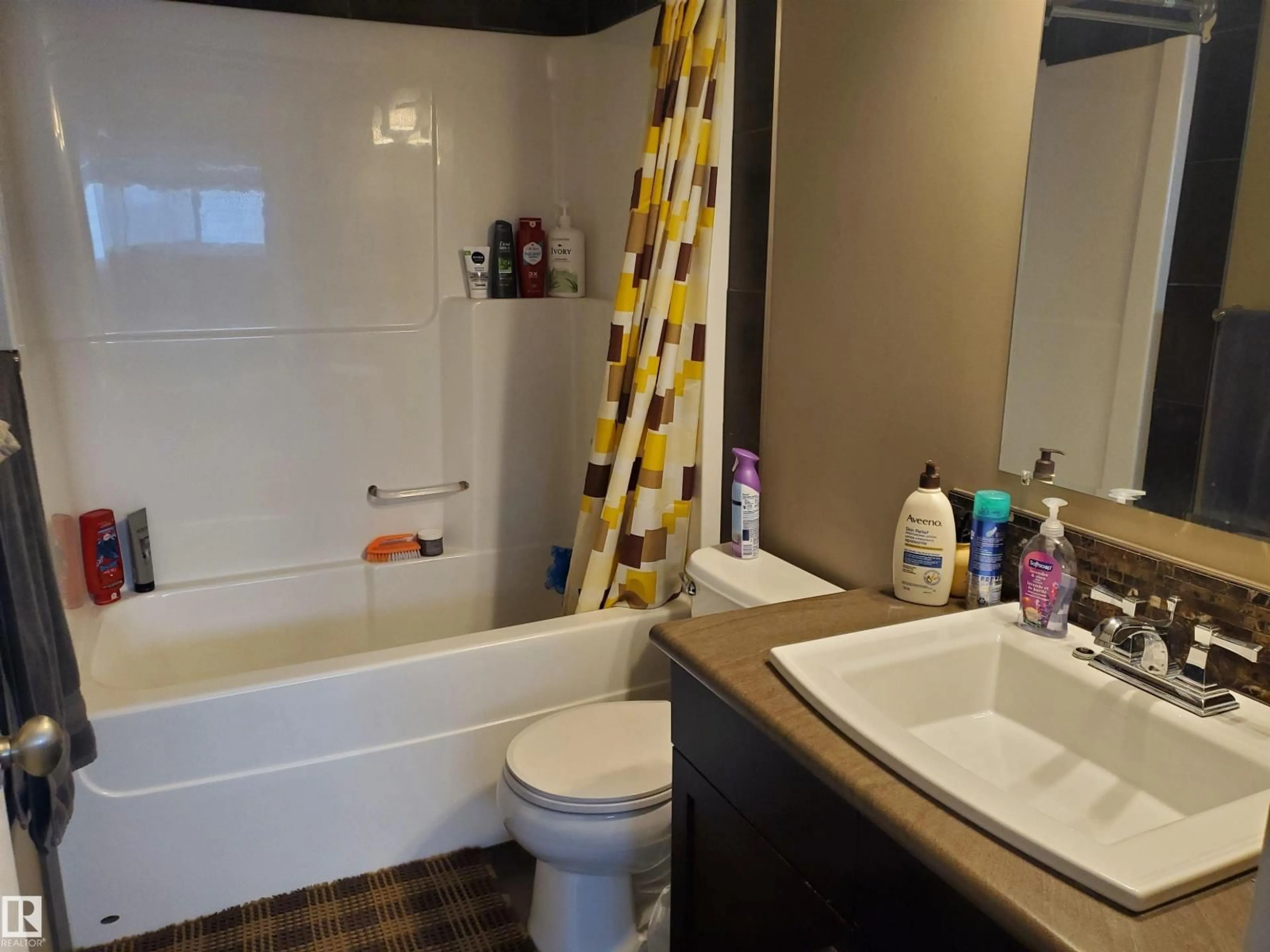 Standard bathroom, unknown for 7605 115 B ST, Grande Prairie Alberta T8W0J2