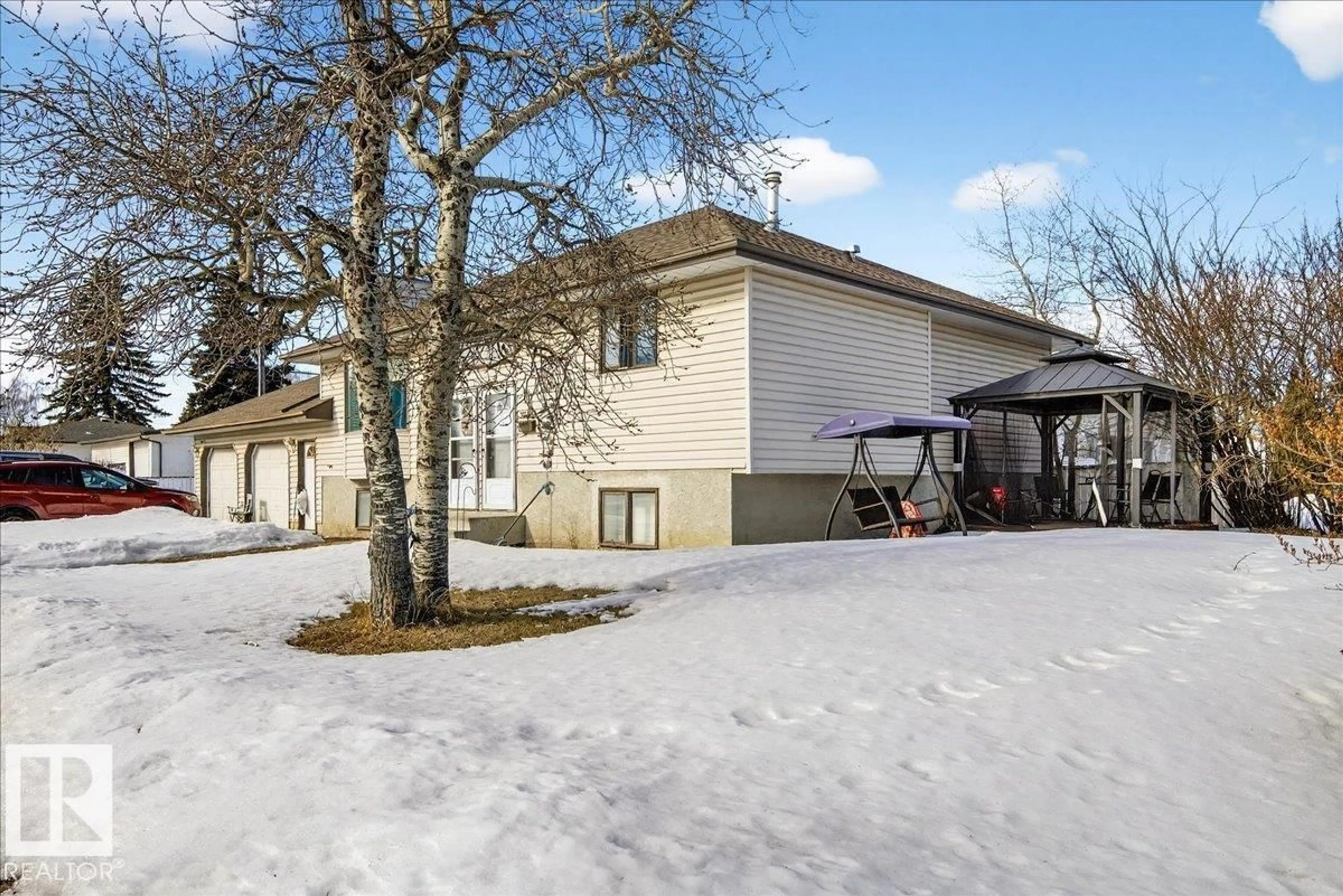 A pic from outside/outdoor area/front of a property/back of a property/a pic from drone, street for 13304 130 AV, Edmonton Alberta T5L3L9