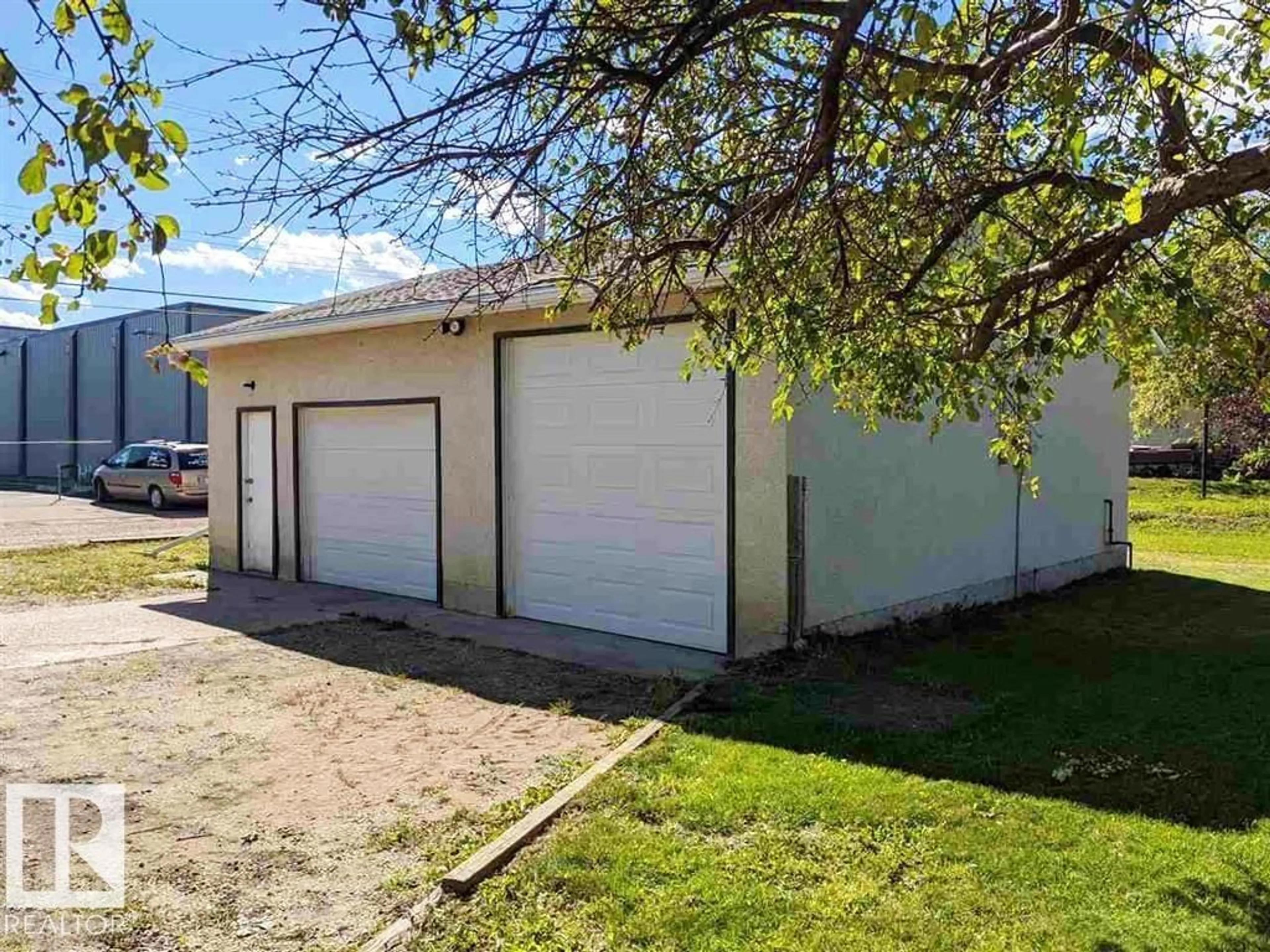 Unknown for 5016 46 ST, Legal Alberta T0G1L0