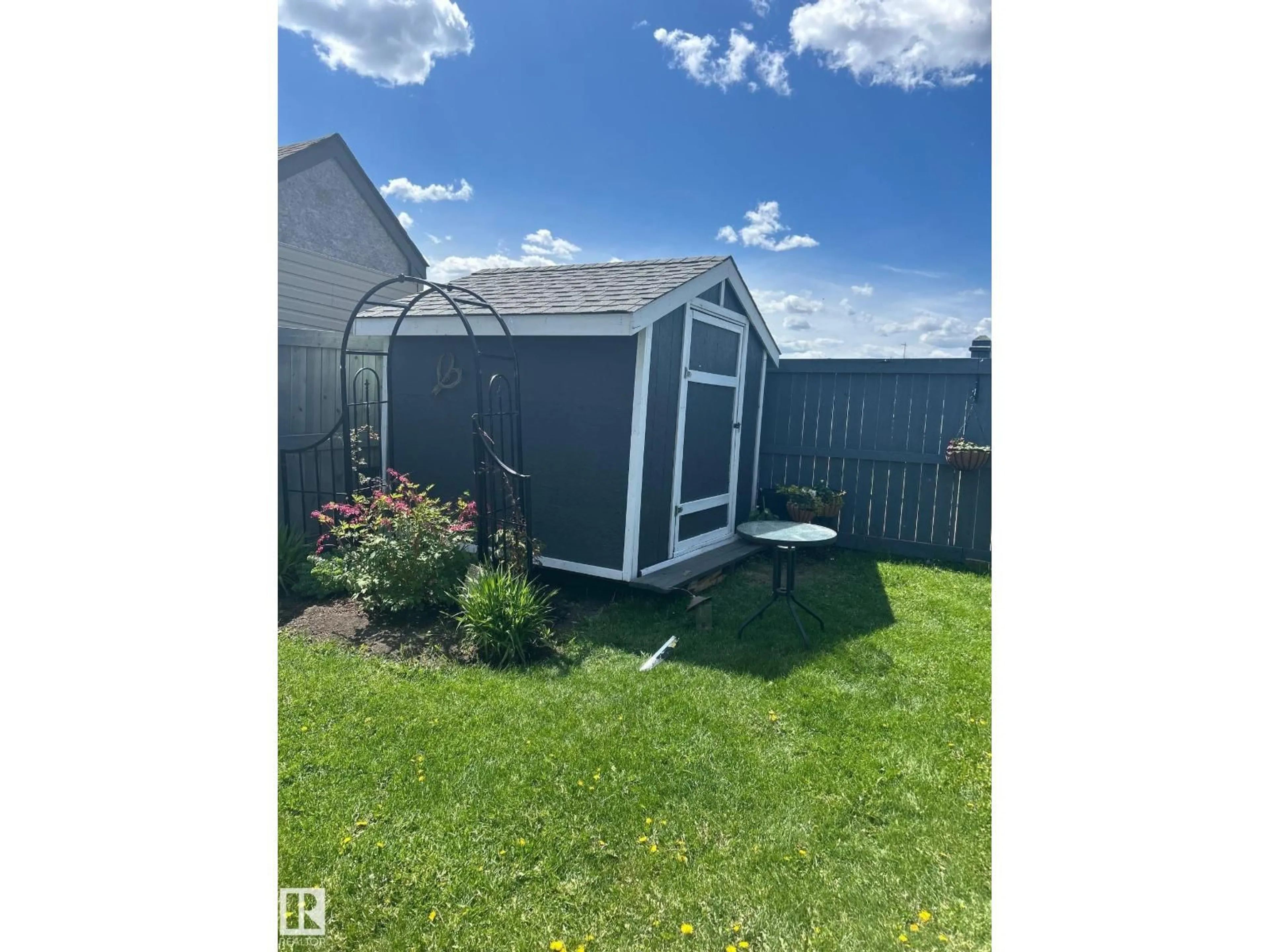 Shed for 106 HOULE DR, Morinville Alberta T8R0E1