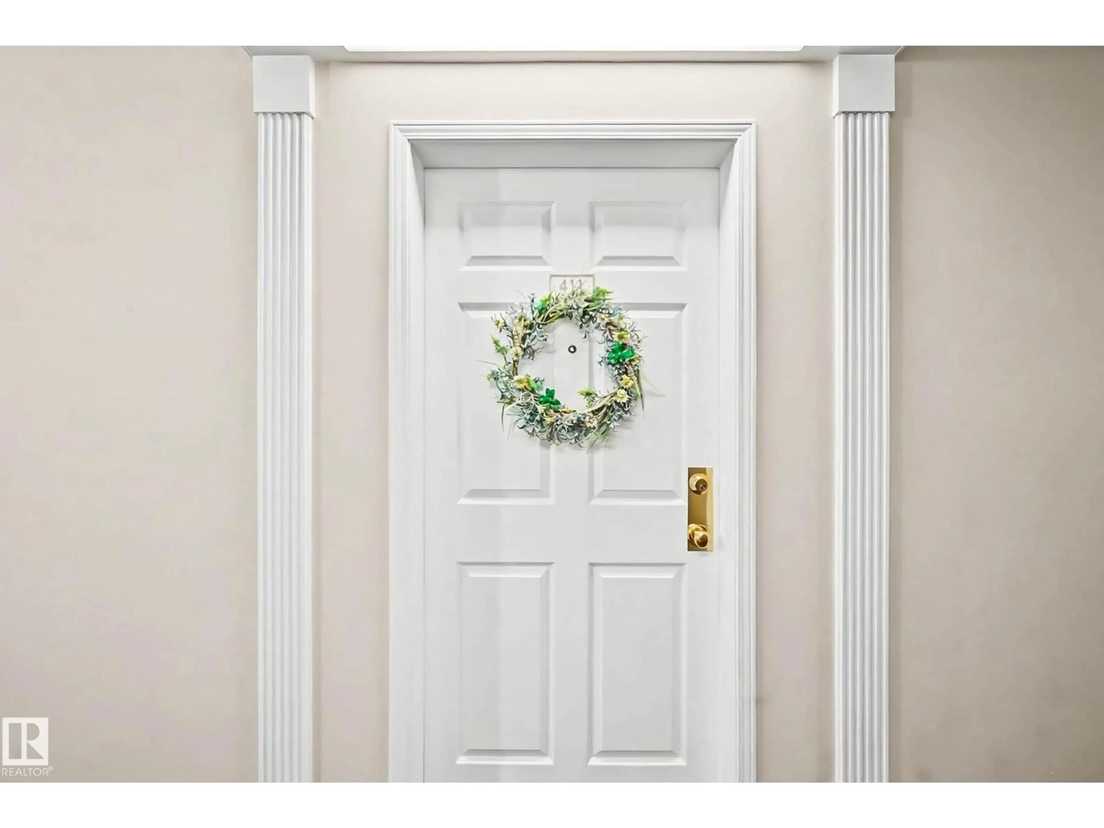 Indoor entryway for 65 - 411 GERVAIS RD, St. Albert Alberta T8N6H6