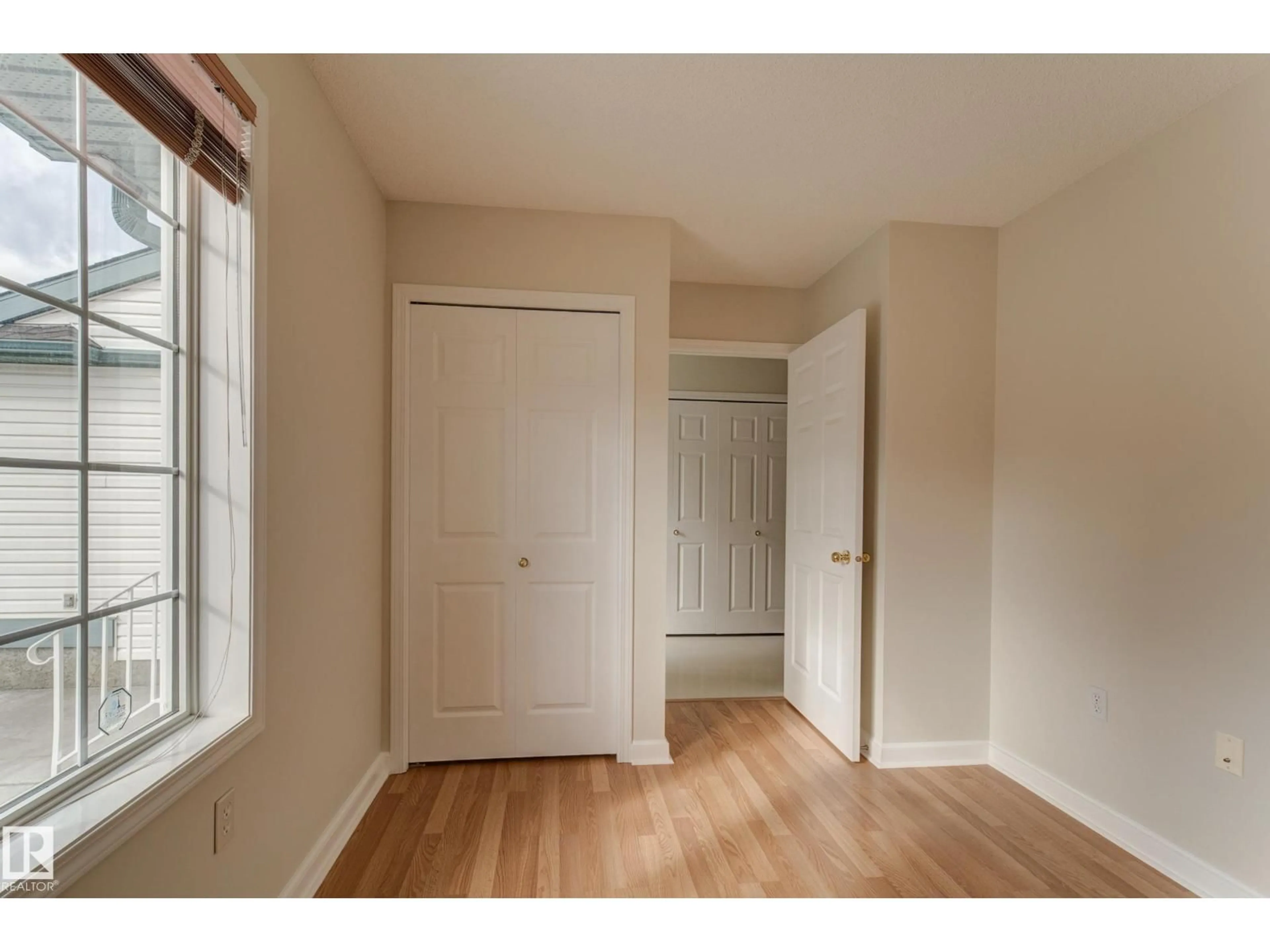 Unknown for 5 - 308 JACKSON RD, Edmonton Alberta T6L6W1