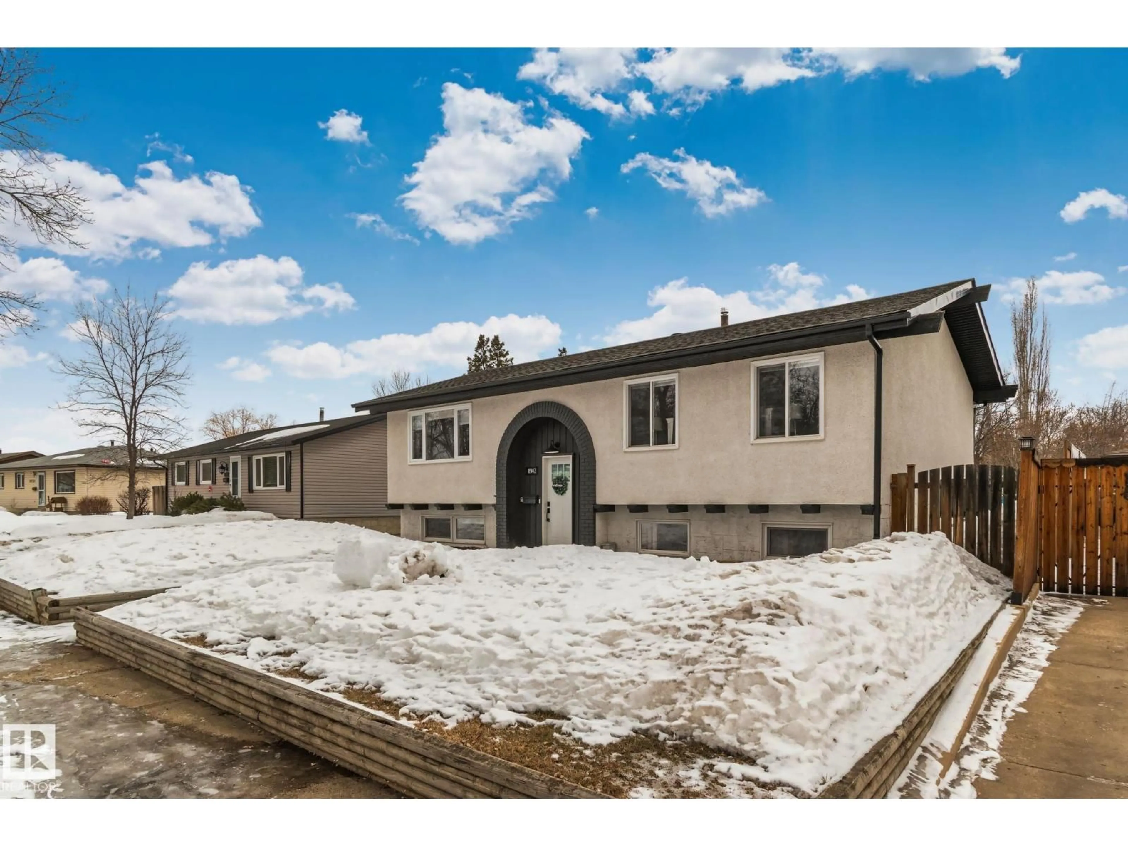 Unknown for 8942 94 AV, Fort Saskatchewan Alberta T8L1B4