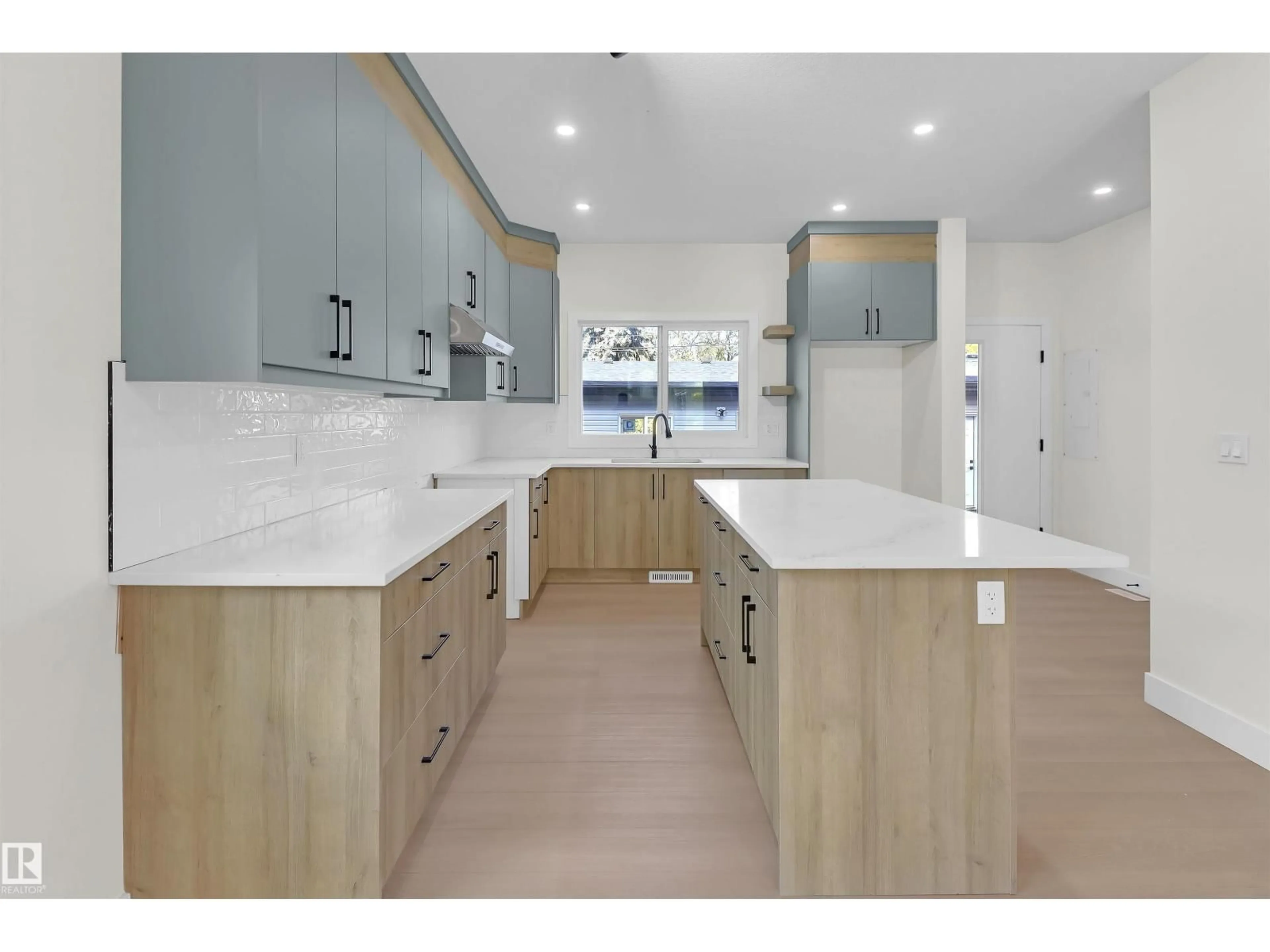 Open concept kitchen, ceramic/tile floor for 7938 91 AV, Edmonton Alberta T6C1R1