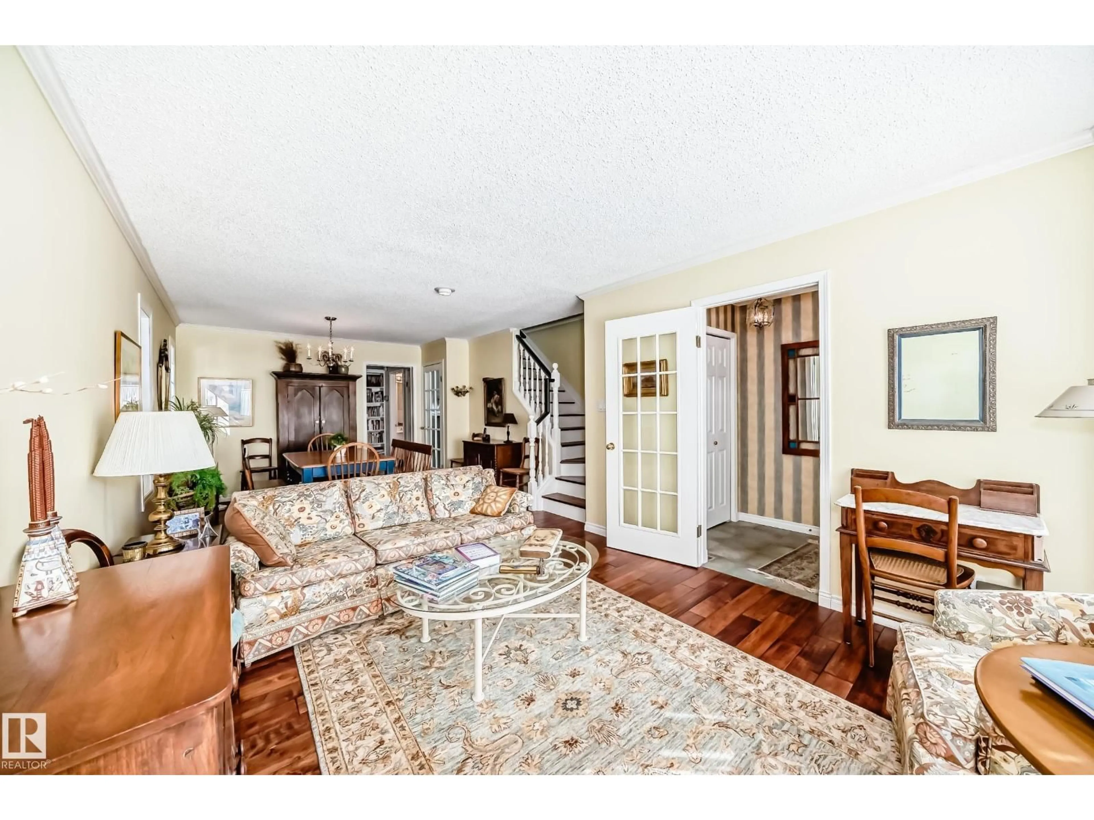 Unknown for 10279 89 ST, Edmonton Alberta T5H1R3