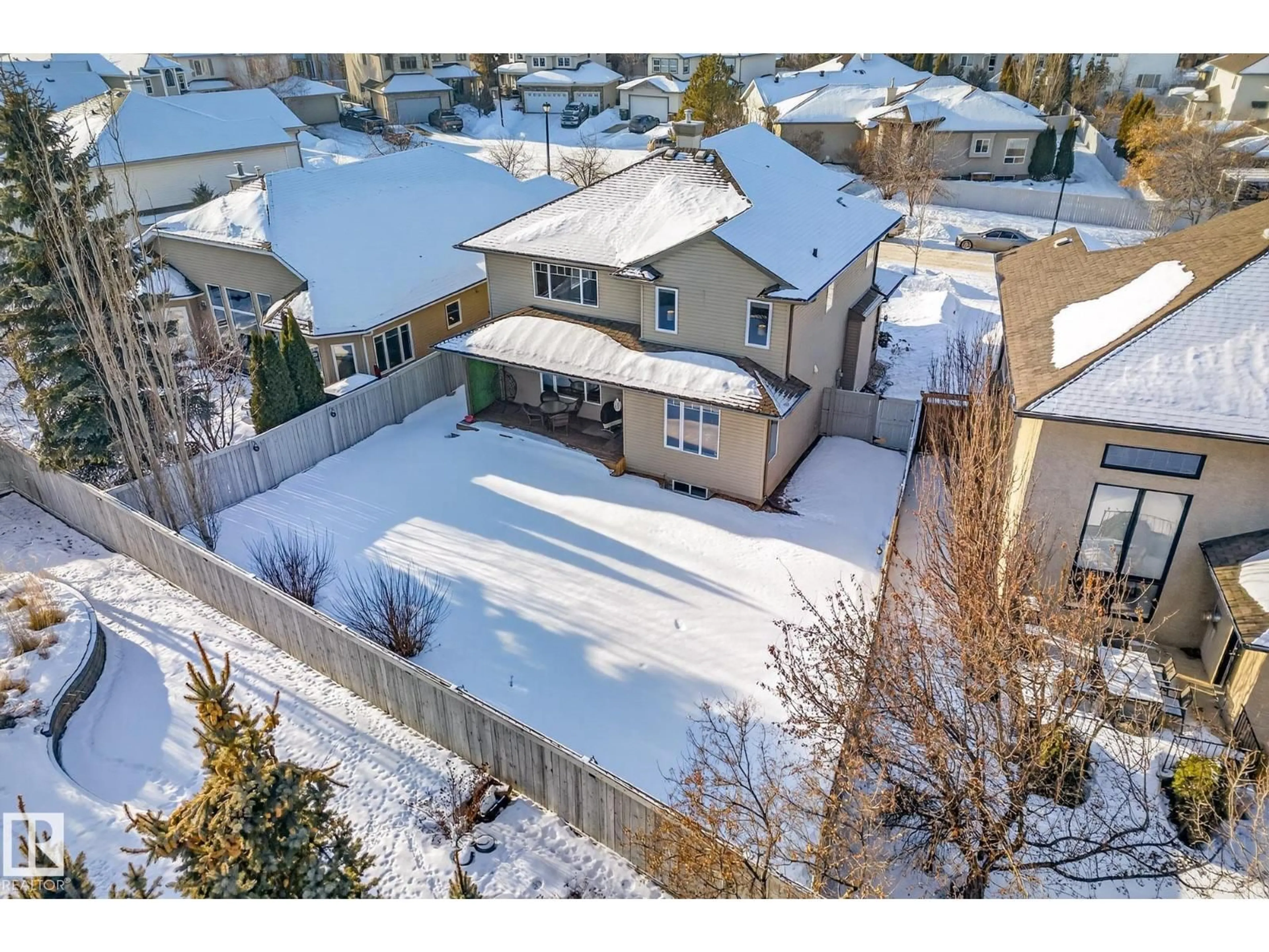 A pic from outside/outdoor area/front of a property/back of a property/a pic from drone, street for 63 KENILWORTH CR, St. Albert Alberta T8N7G3