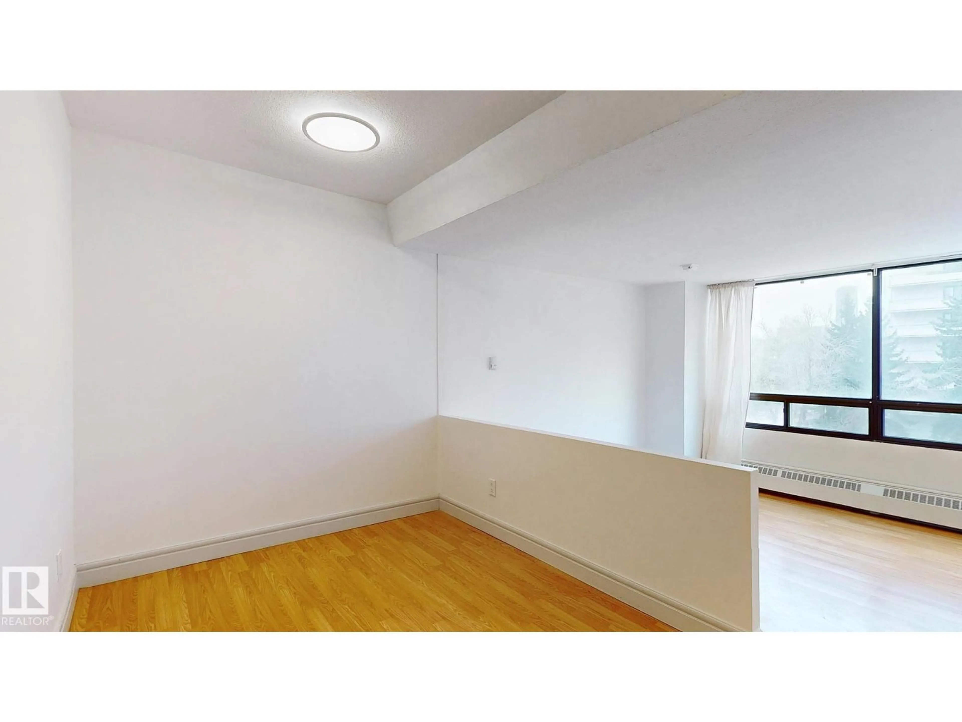 A pic of a room for #417 - 10160 114 ST, Edmonton Alberta T5K2L2