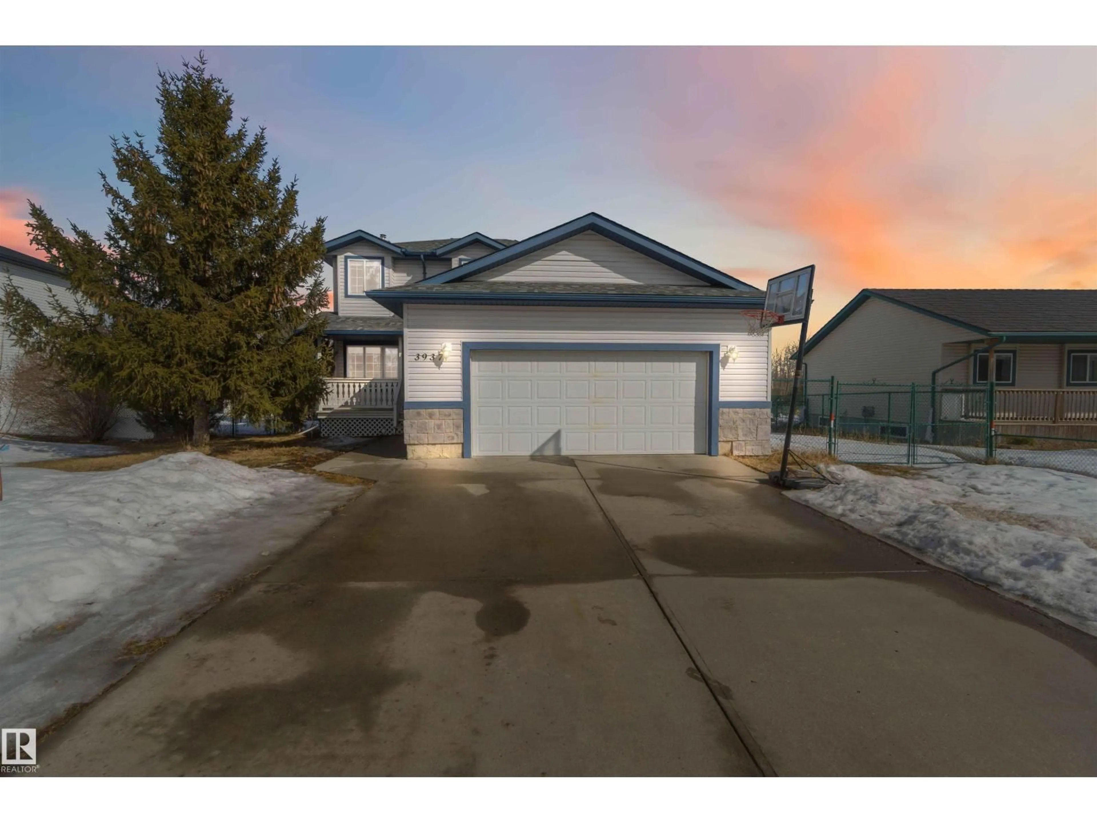 Unknown for 3937 51 ST, Gibbons Alberta T0A1N0