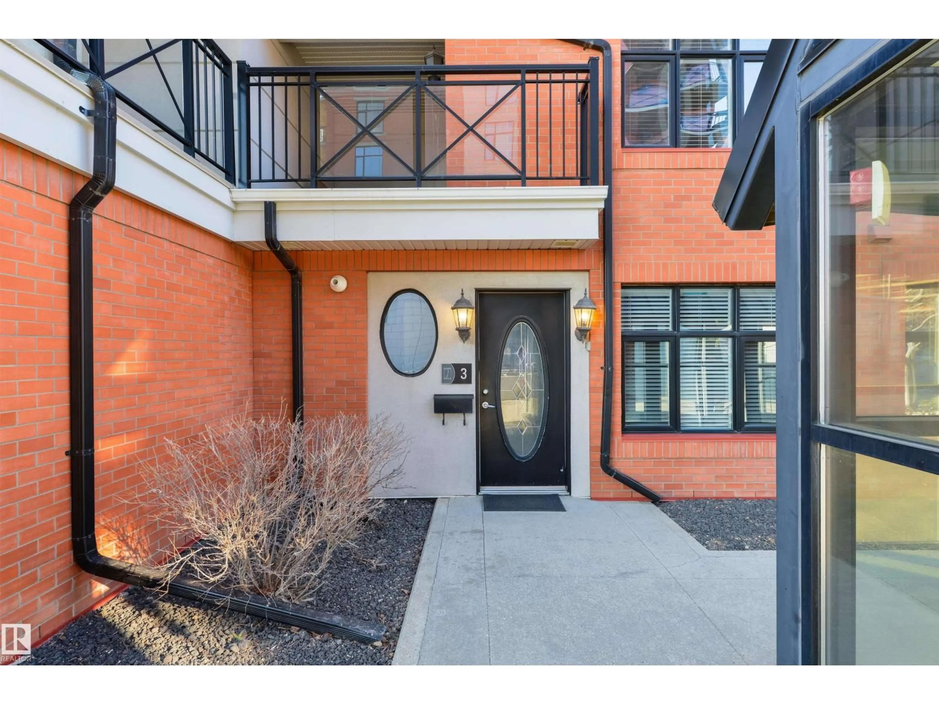 Indoor entryway for 9026 - 3 JASPER AVE, Edmonton Alberta T5H3S8