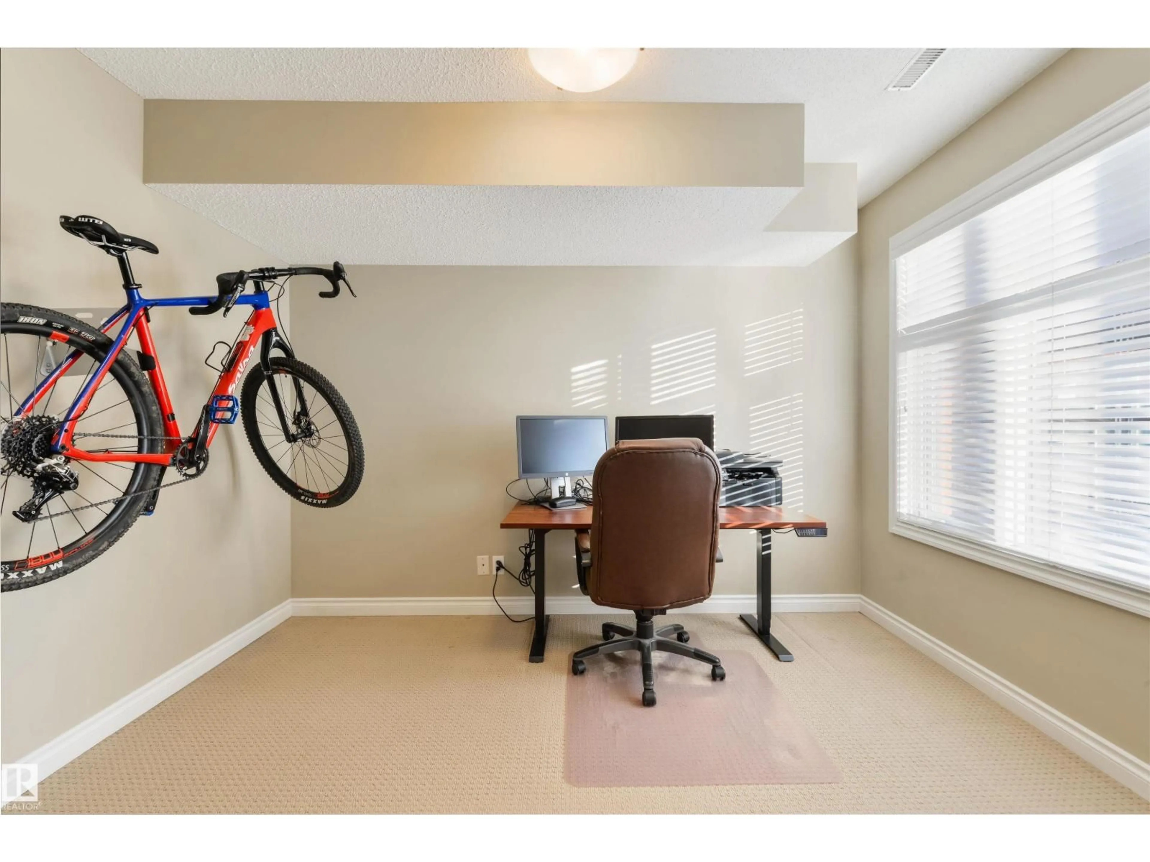 A pic of a room for 9026 - 3 JASPER AVE, Edmonton Alberta T5H3S8