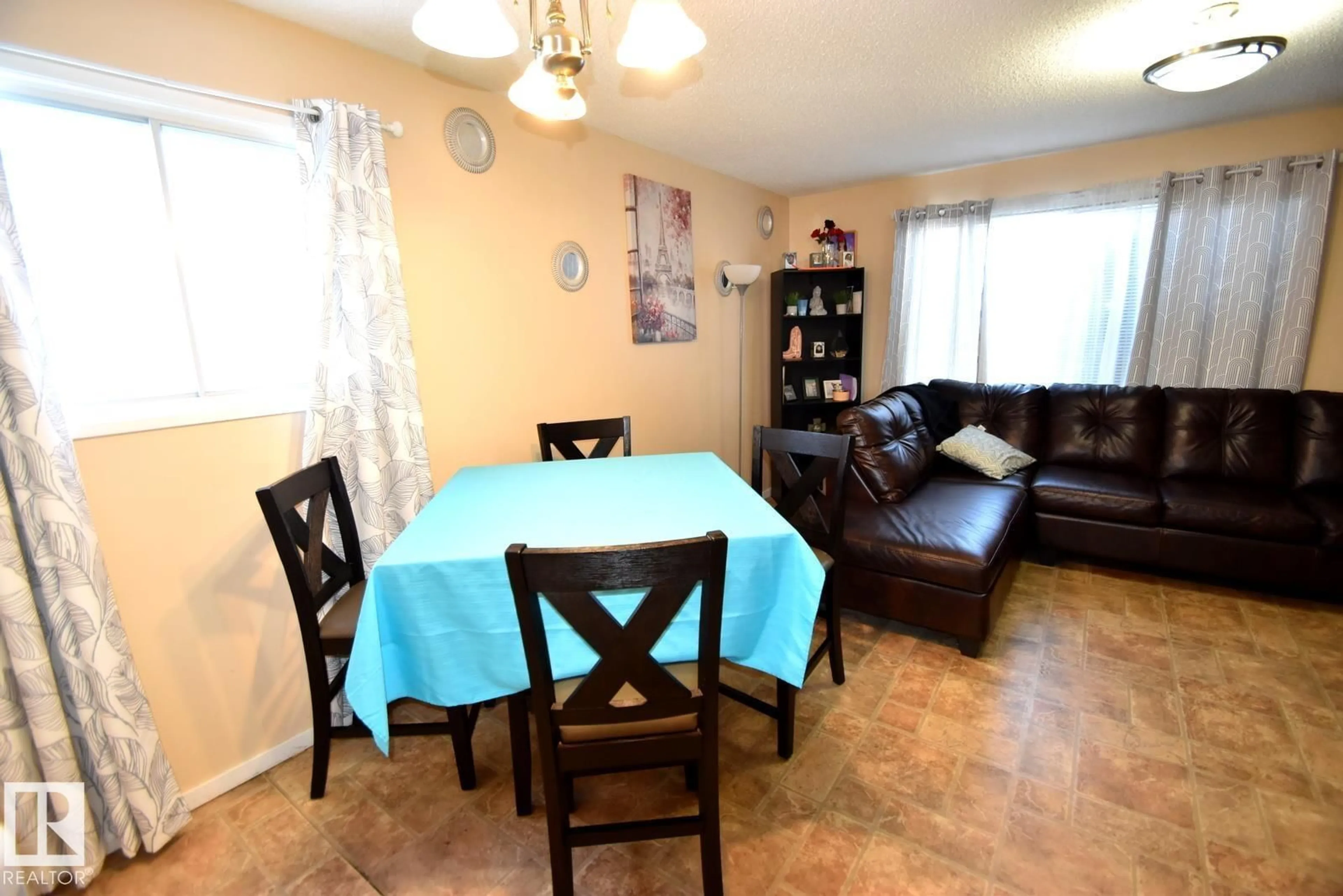 Dining room, wood/laminate floor for 4903 49 AV, Vilna Alberta T0A2C0
