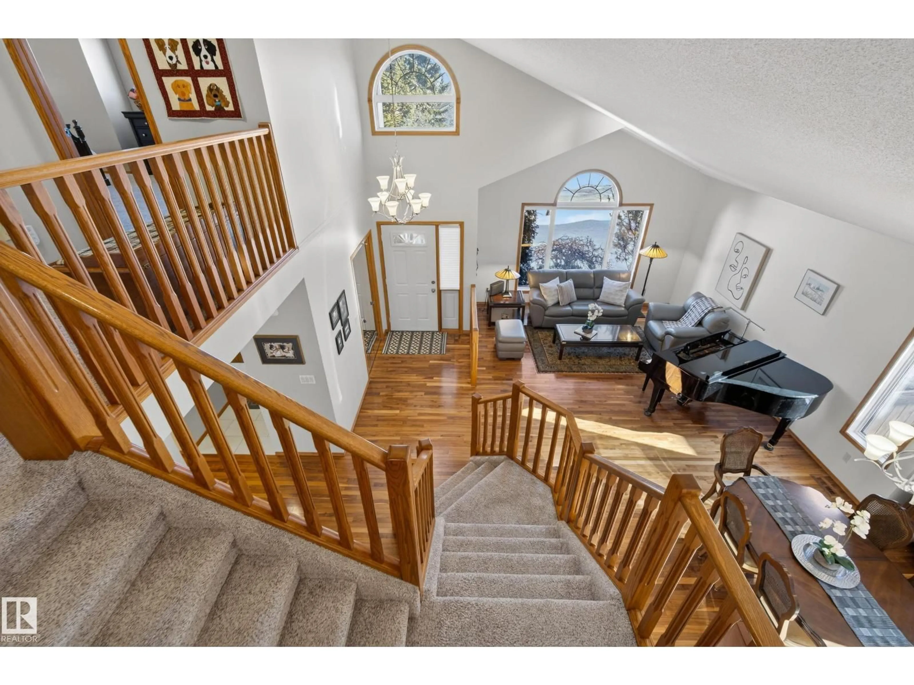 Unknown for 303 BURTON RD, Edmonton Alberta T6R2G7