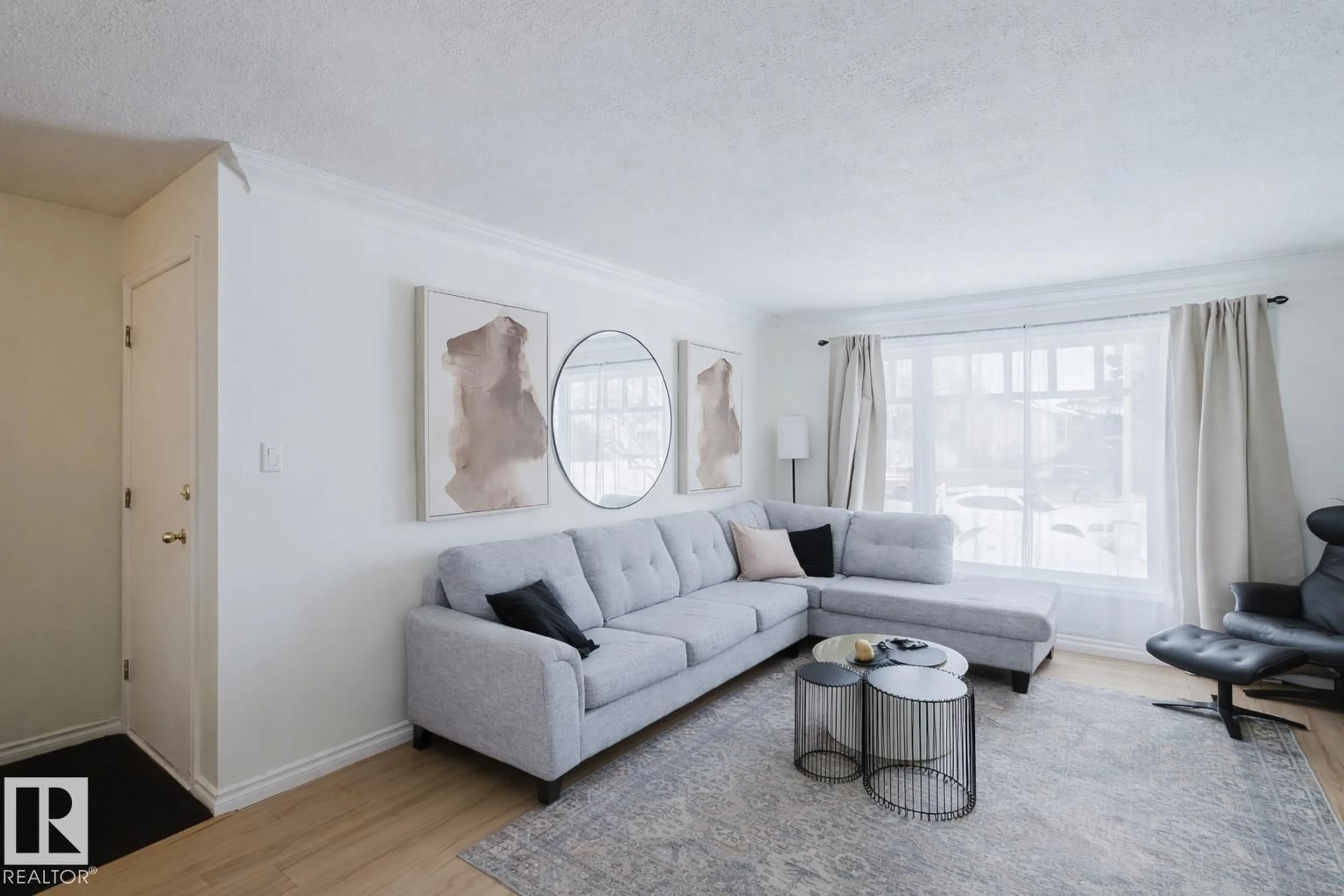 Living room with furniture, unknown for 6707 149A AV, Edmonton Alberta T5C2V8