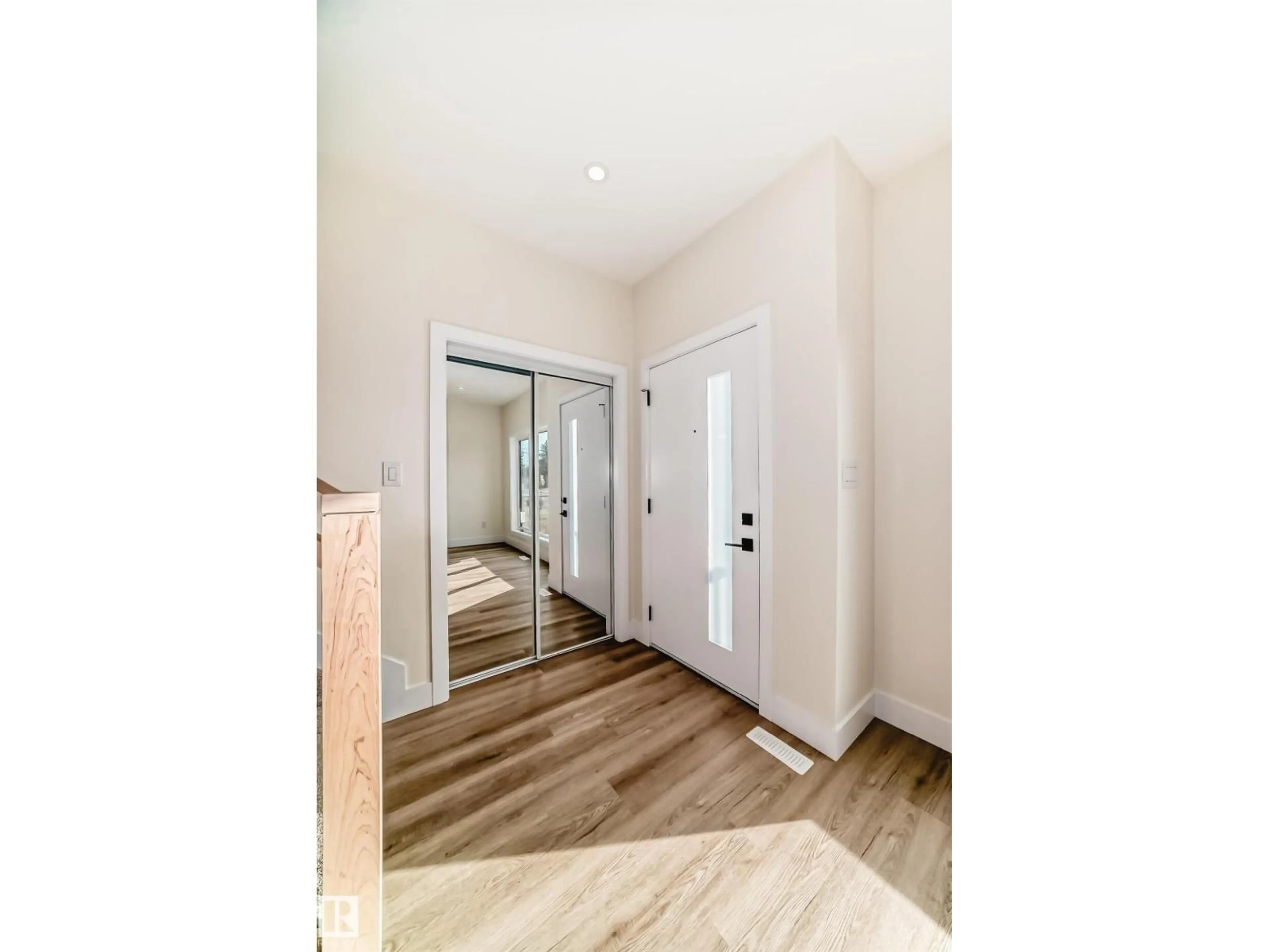 Indoor entryway for NW - 10718 149 ST, Edmonton Alberta T5P1M2
