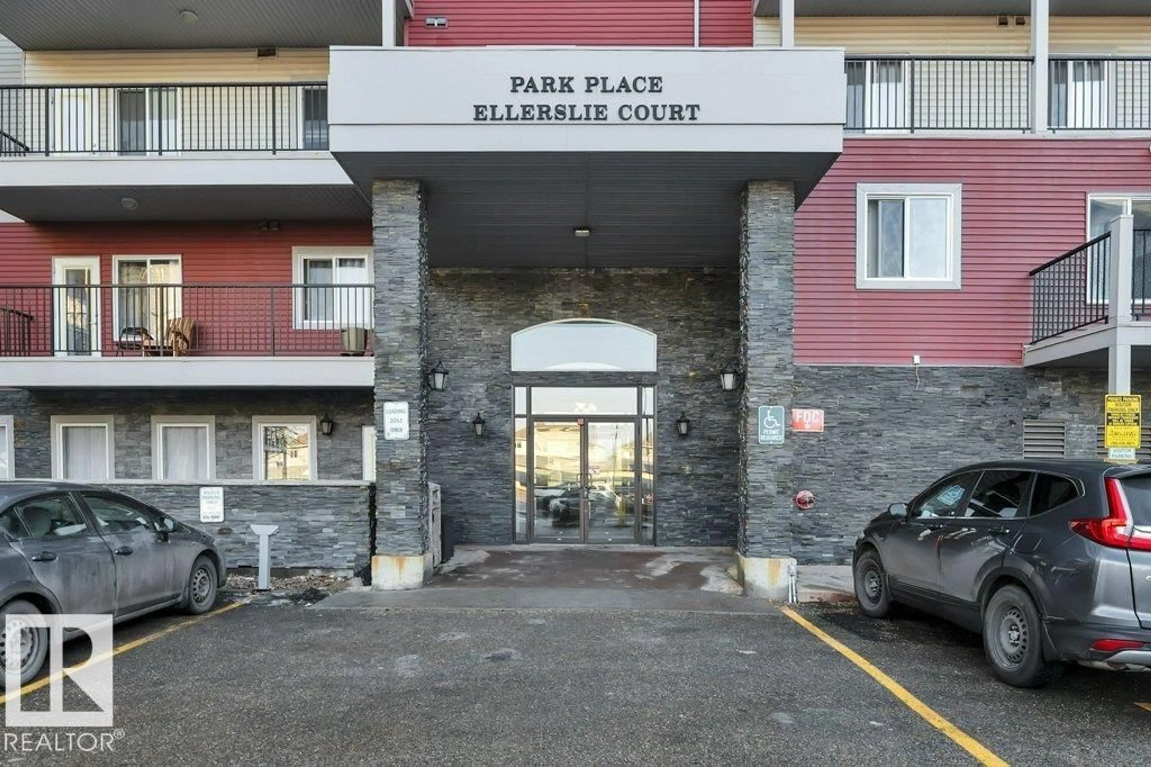 Indoor foyer for 111 - 314 EDWARDS DR, Edmonton Alberta T6X0C5