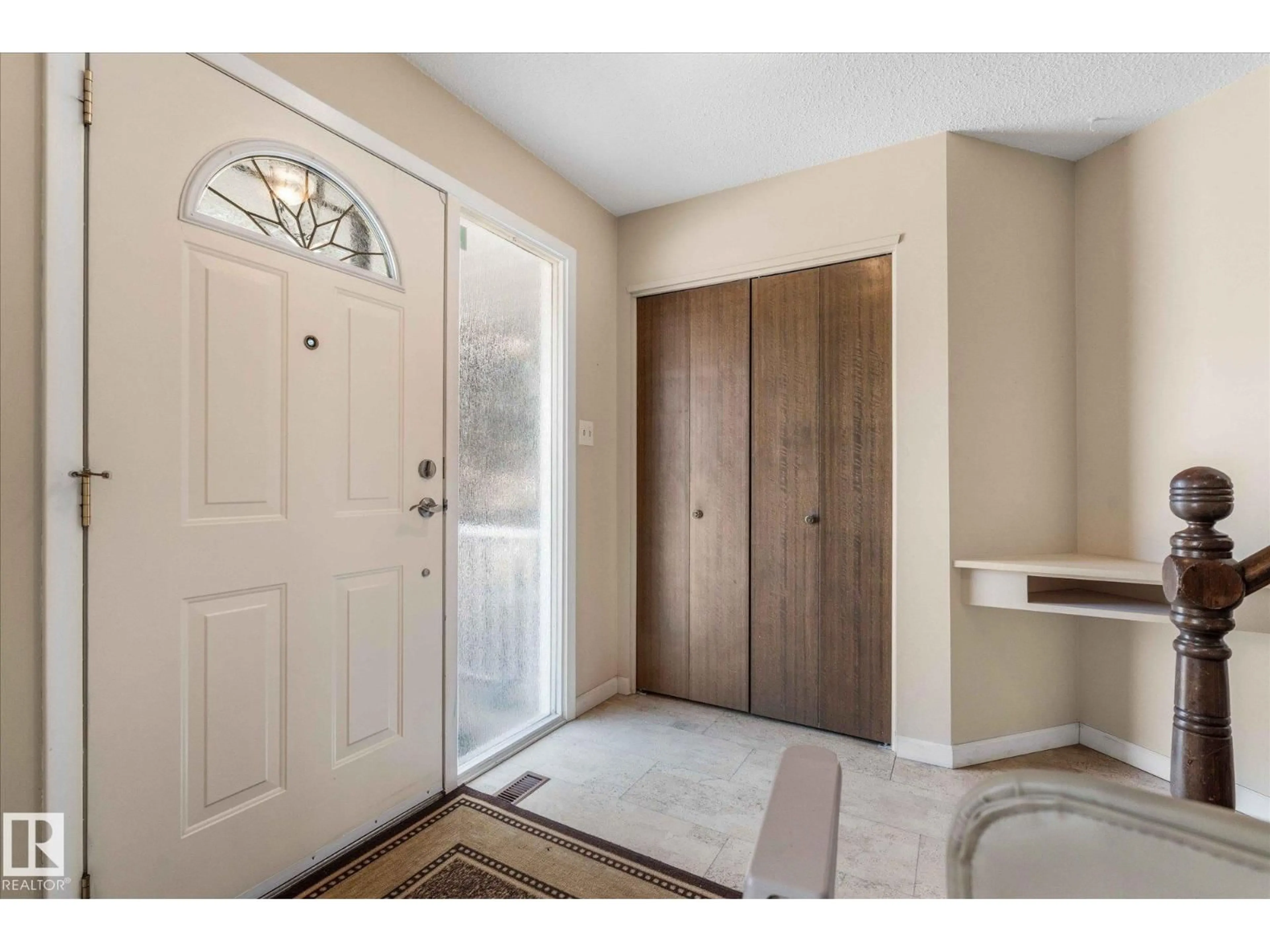 Indoor entryway for NW - 2431 117 ST, Edmonton Alberta T6J3R4